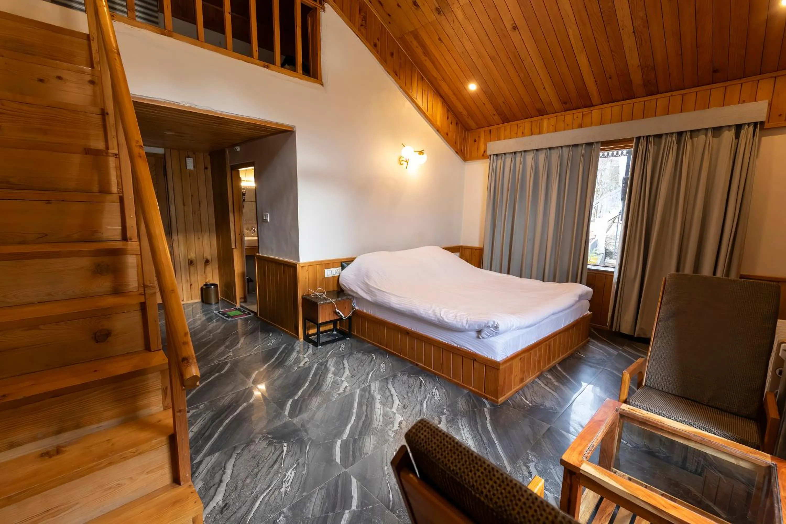 Bed in Eden Stay & Cafe