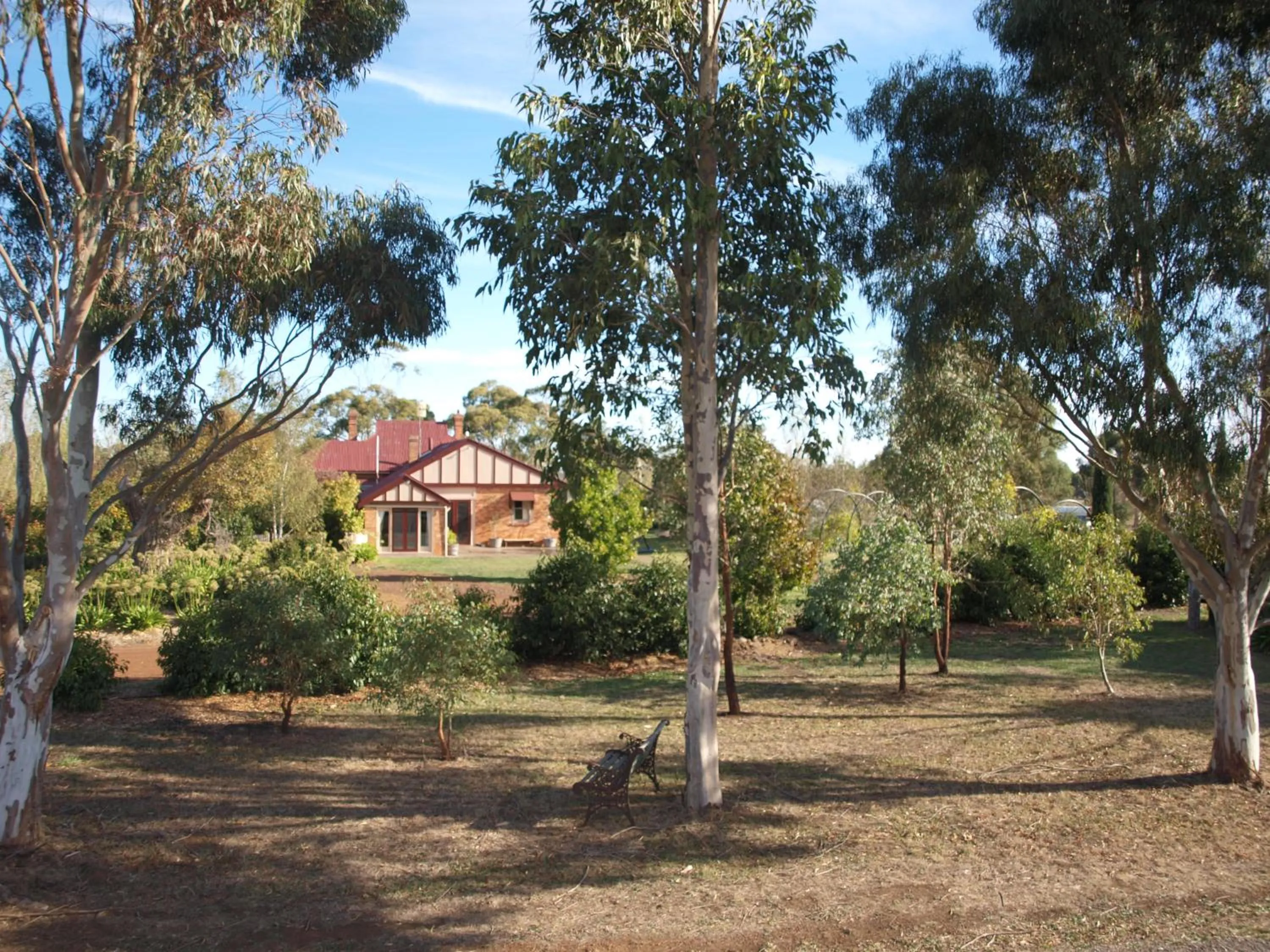 Property building in Pierrepoint Accommodation