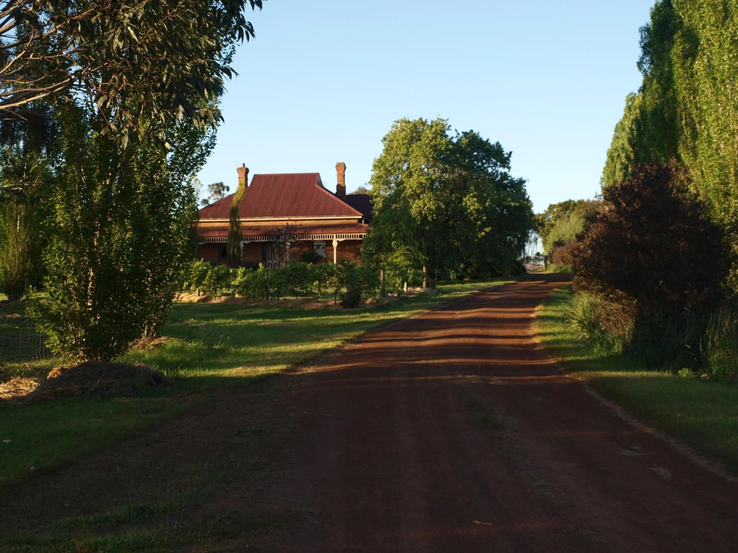 Property building in Pierrepoint Accommodation