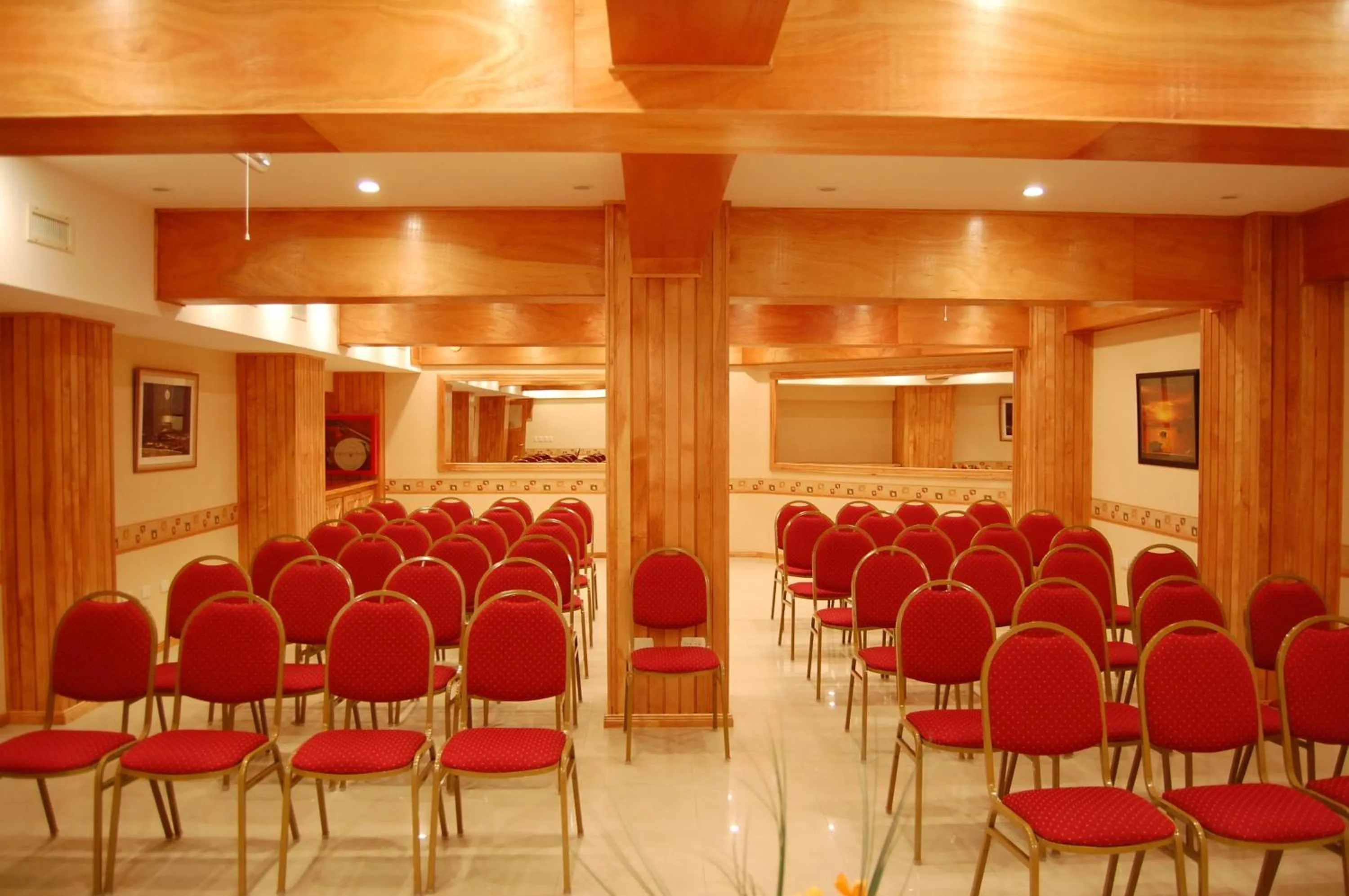 Business facilities in Hotel Tierra del Fuego