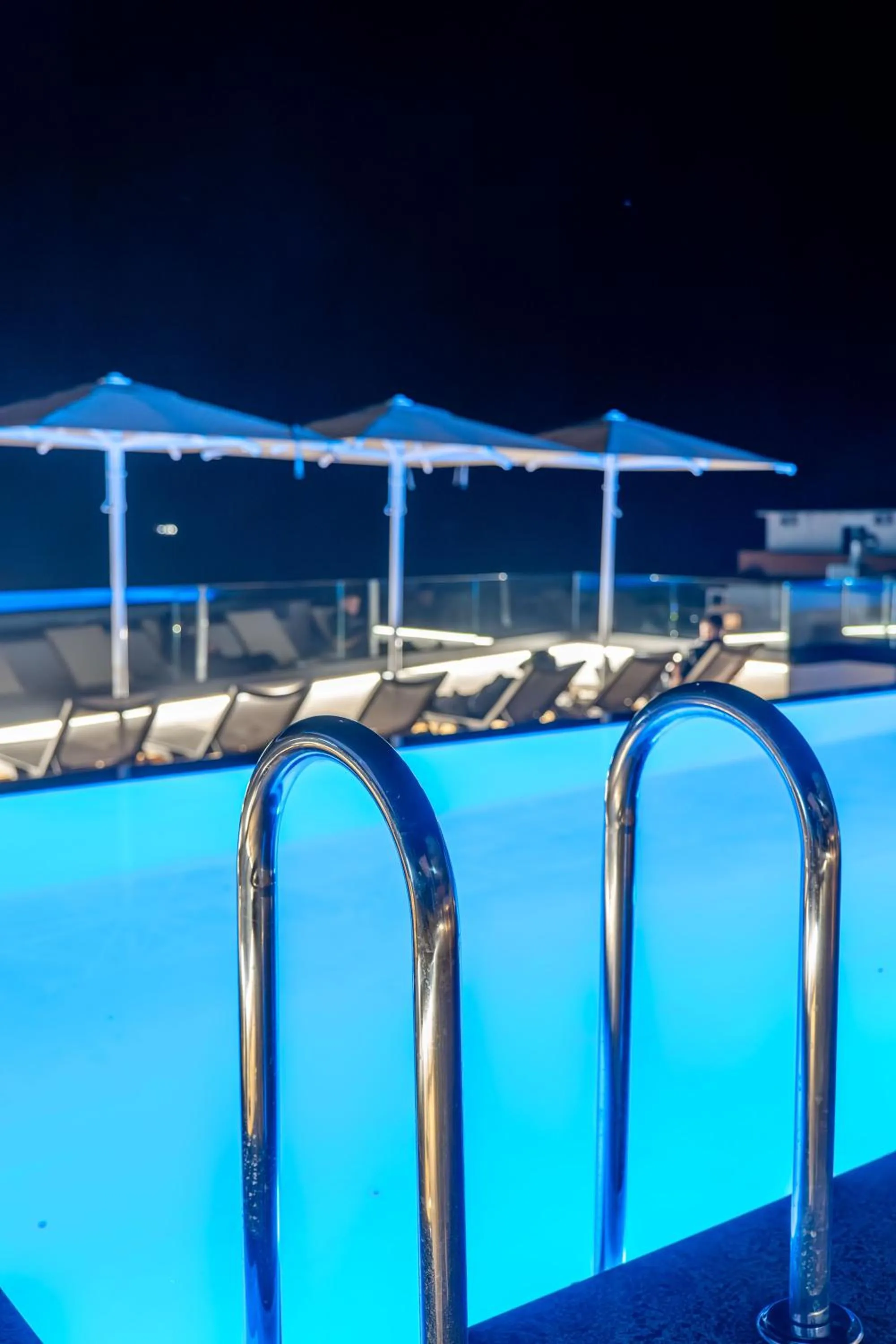 Swimming pool in Jako Premium Hotel