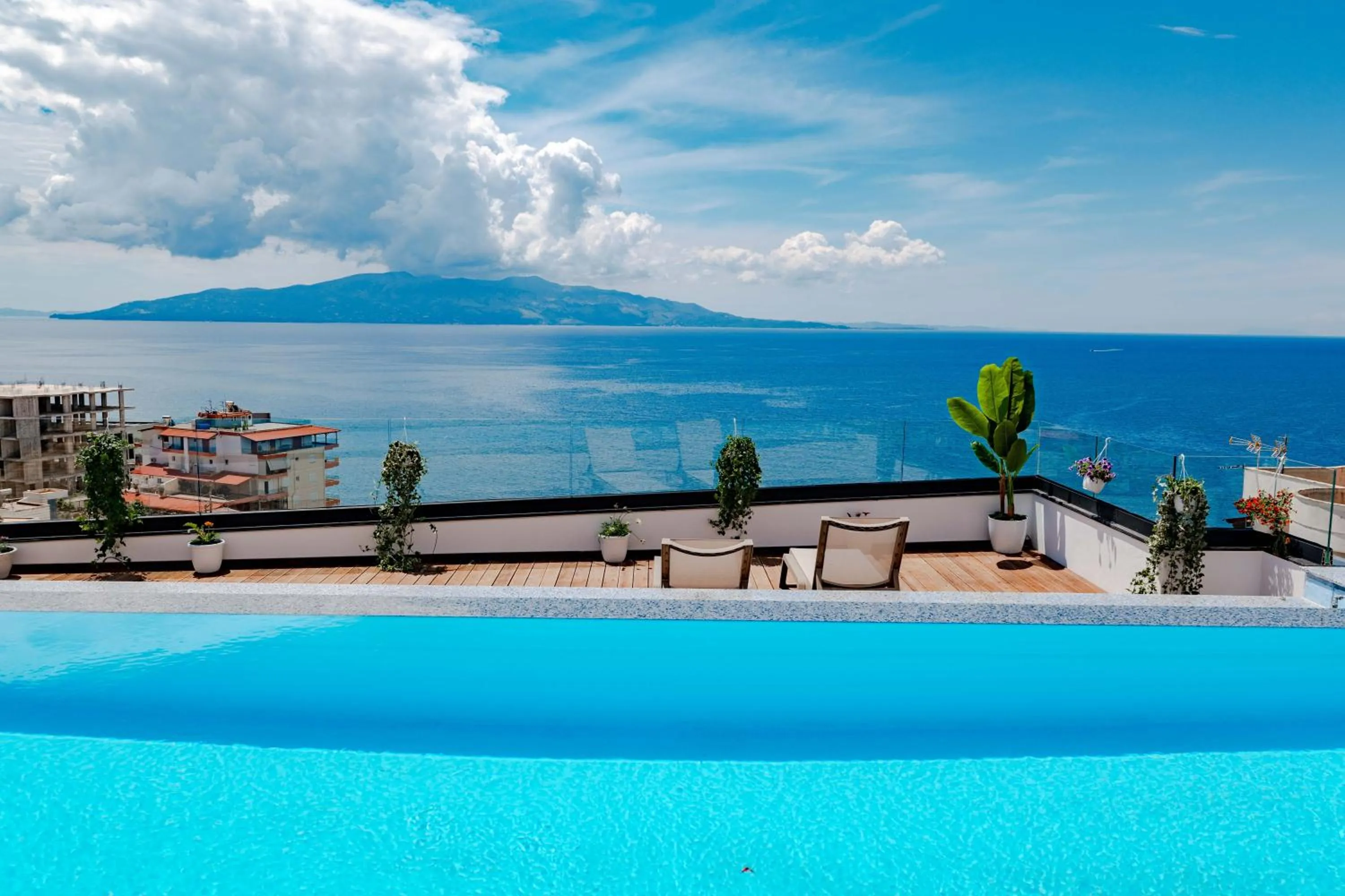 Pool view in Jako Premium Hotel