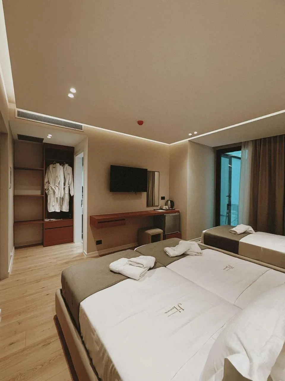 Bed in Jako Premium Hotel