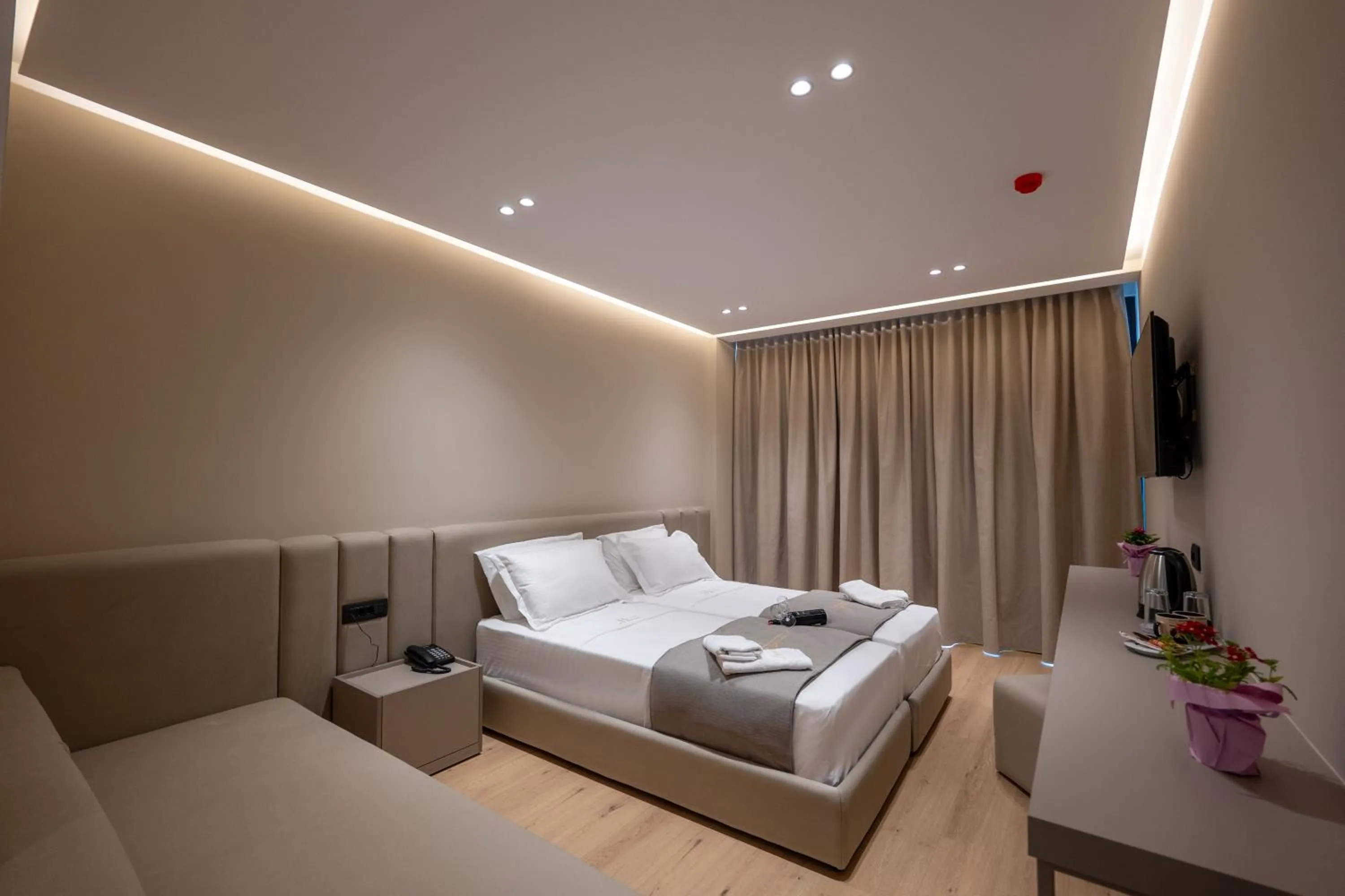 Bedroom, Bed in Jako Premium Hotel