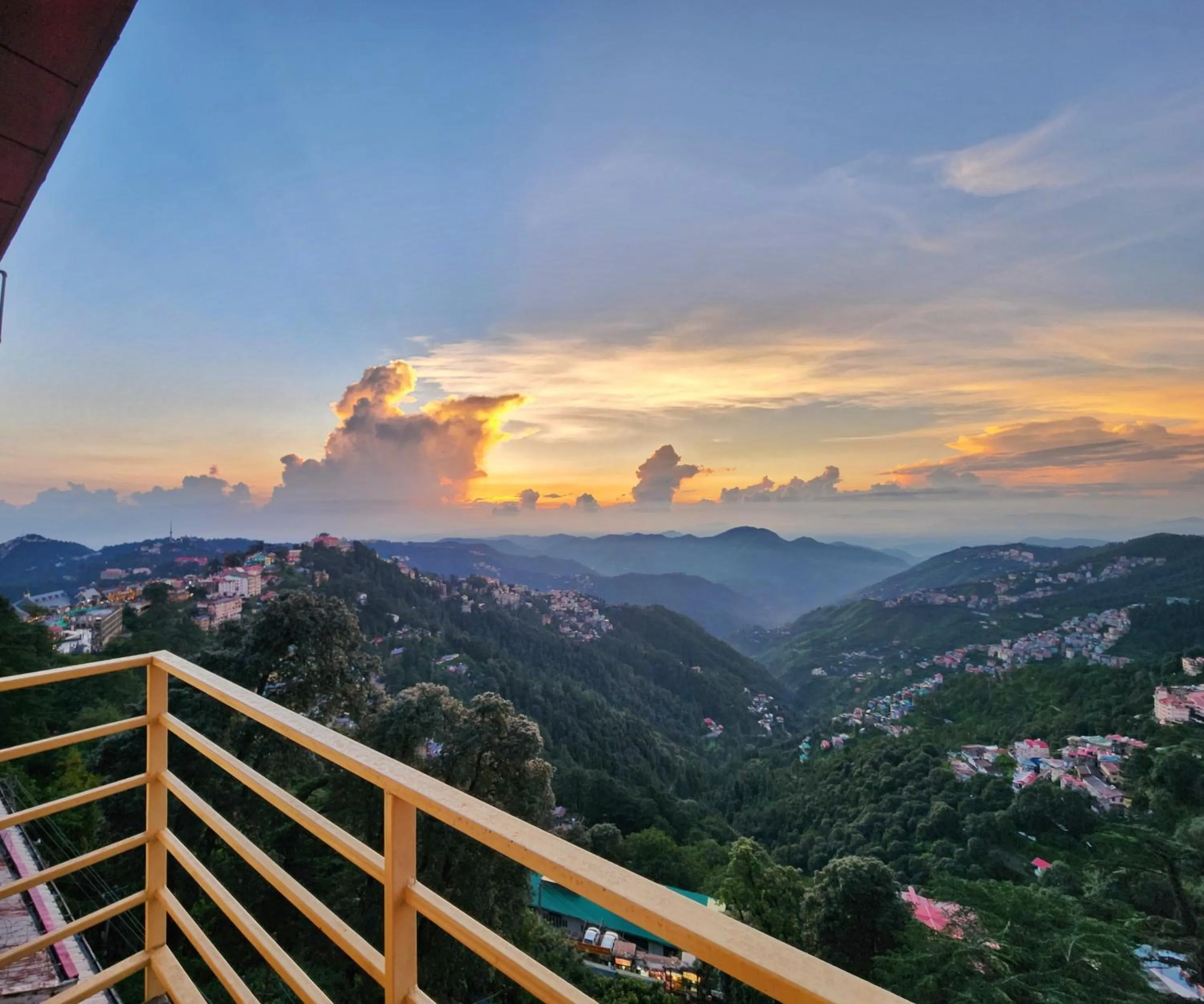 Florence B&B Near Mall Road - Amazing Valley View