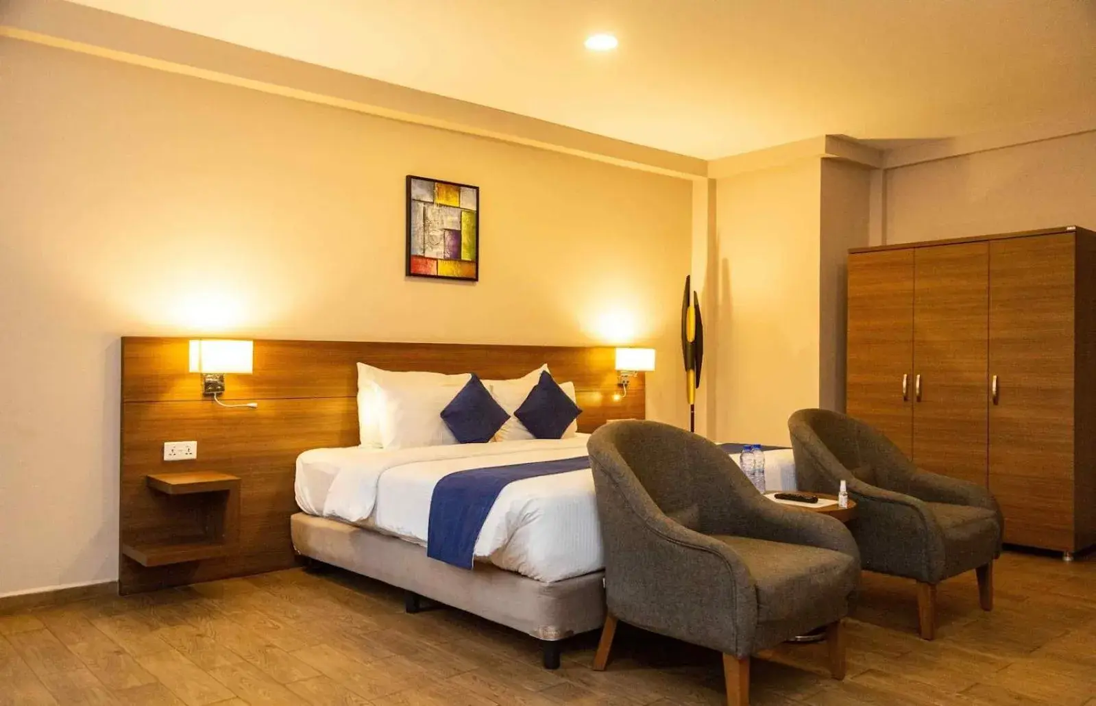 Standard Queen Room - single occupancy in AH Hotel and Conferences Standard Queen Room - single occupancy in AH Hotel and Conferences