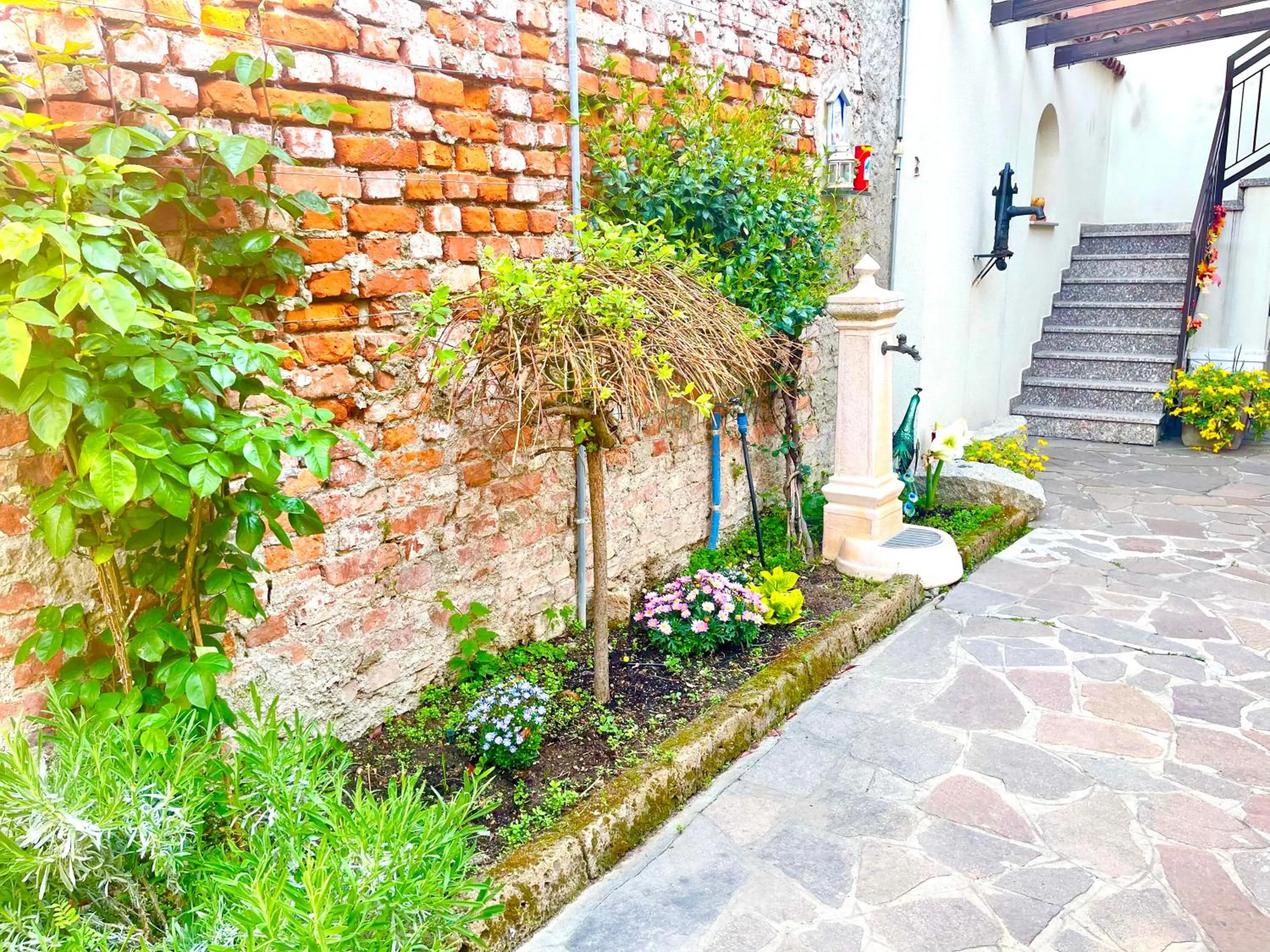 B&B Corte sul Naviglio CIN I T 0 1 5 0 7 0 C 1 3 X U I L Q C V