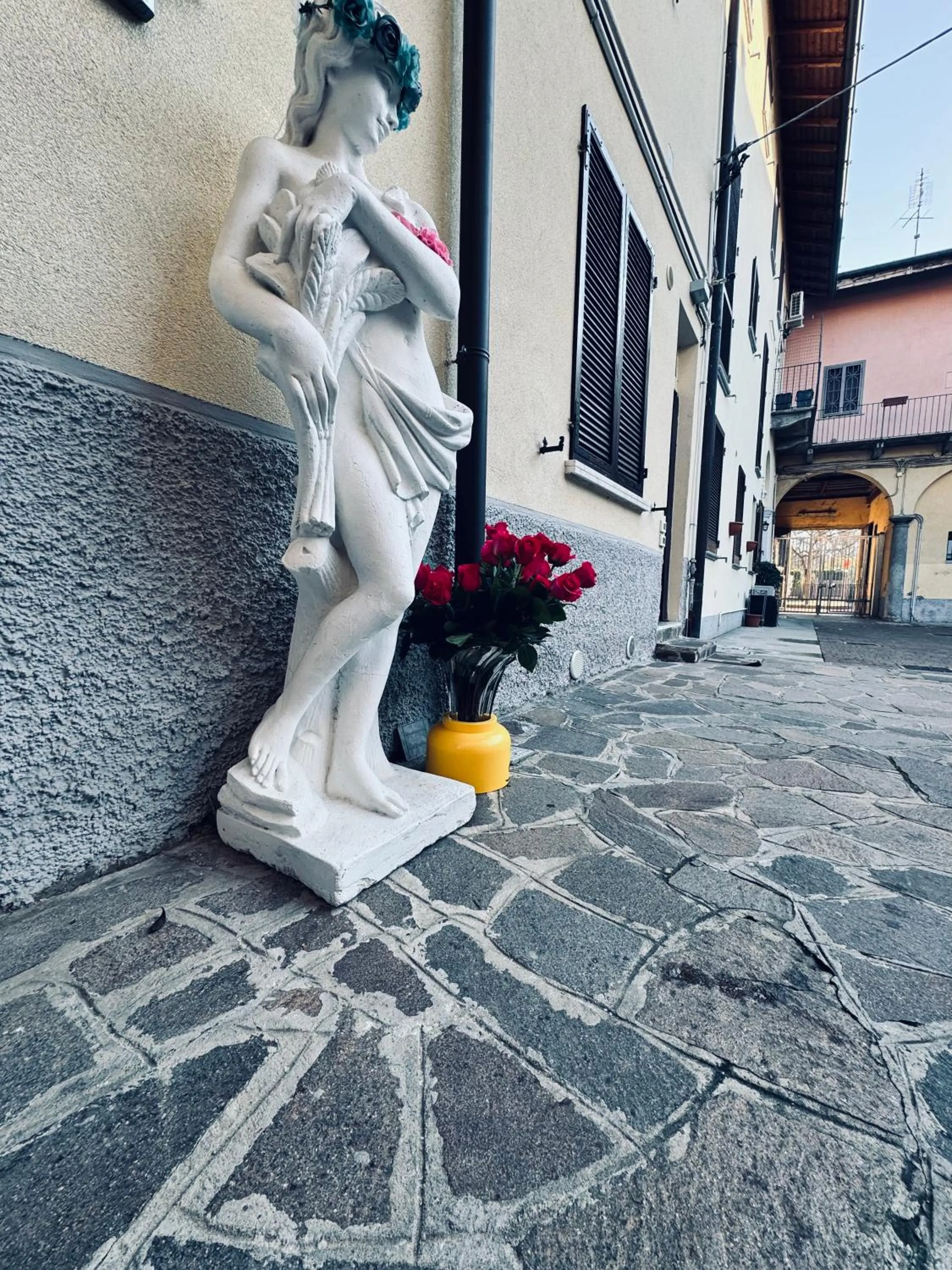 B&B Corte sul Naviglio CIN I T 0 1 5 0 7 0 C 1 3 X U I L Q C V