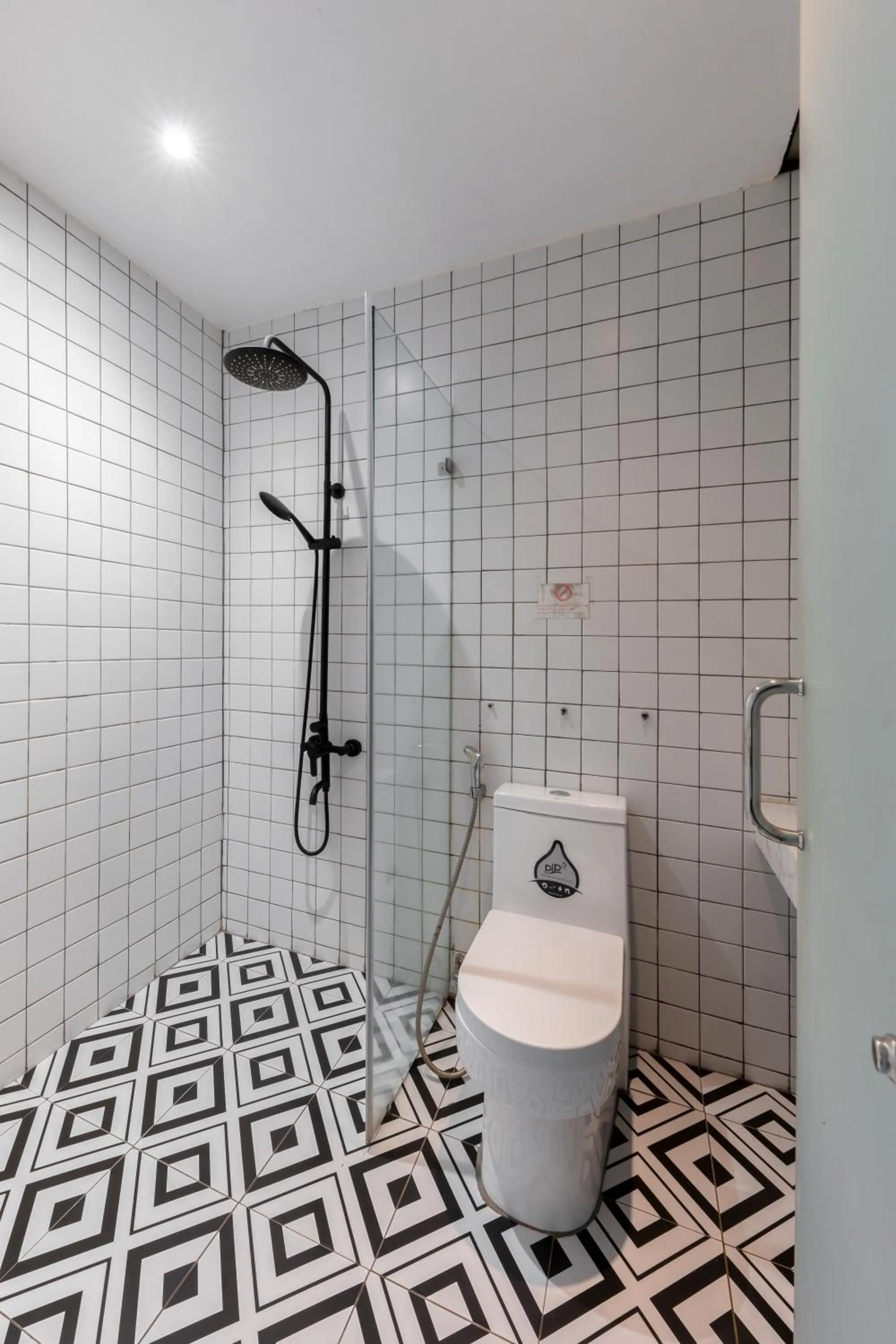 Shower in D'Mai Xanh Boutique Hotel Da Lat