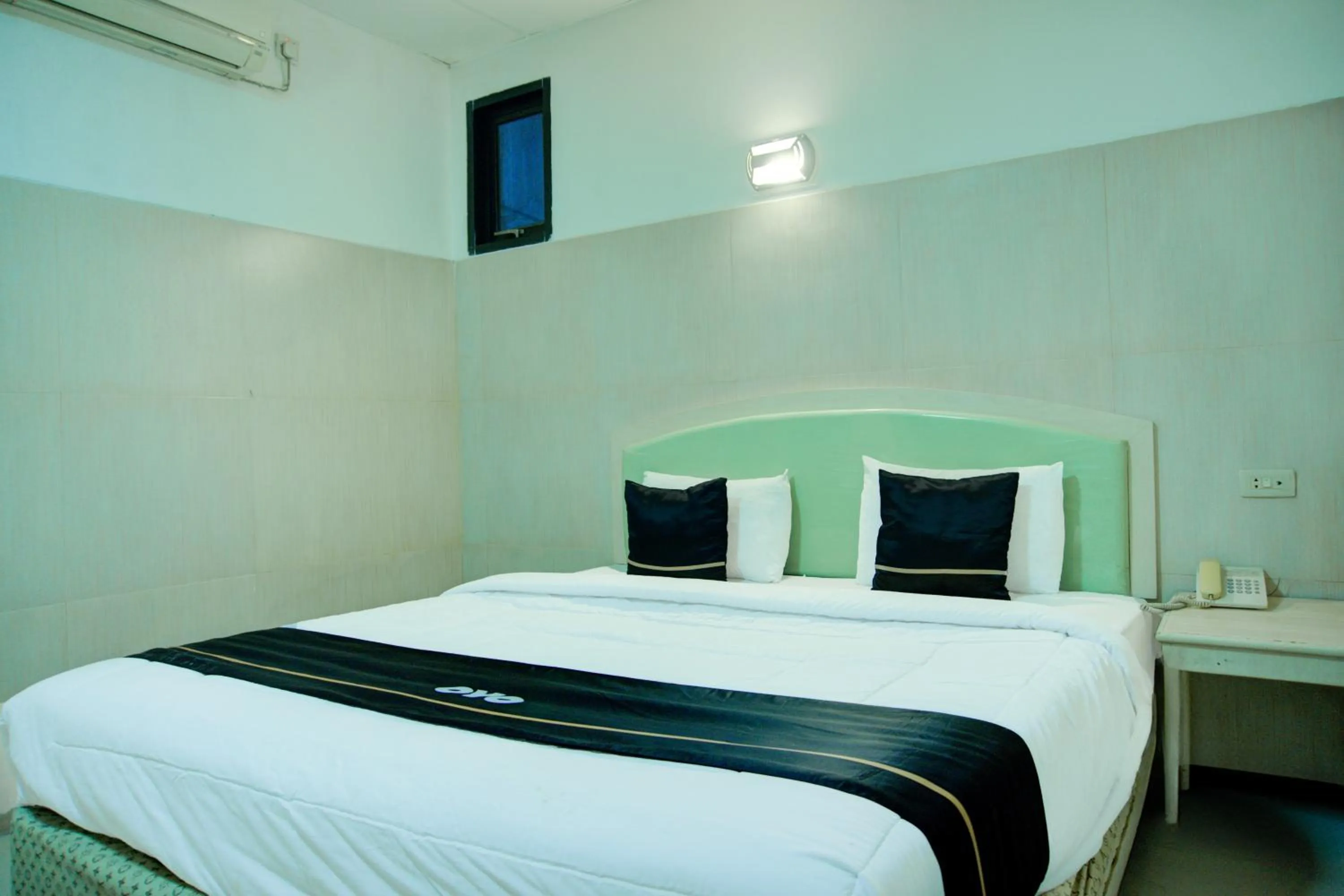Bedroom, Bed in Townhouse Oak Palembang Near Jembatan Ampera Formerly Azzura Hotel