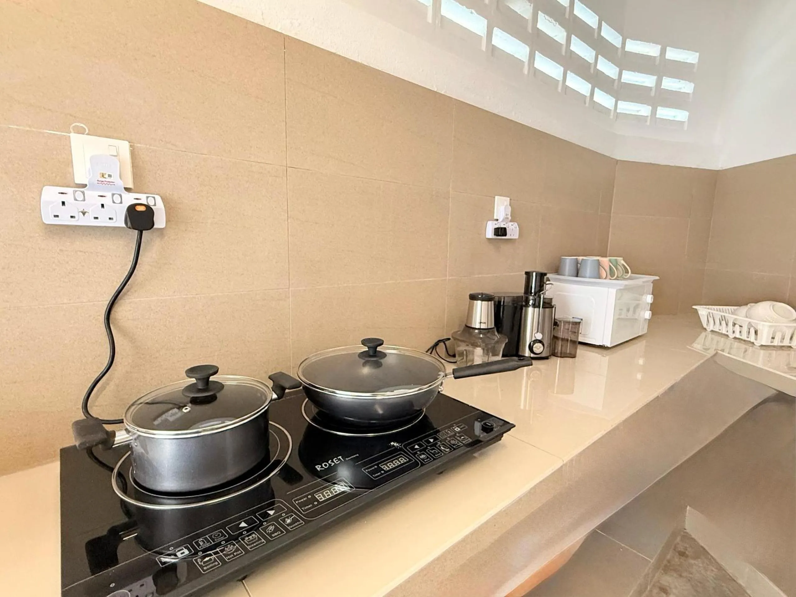 Kitchen or kitchenette in TwinTree Kelawai