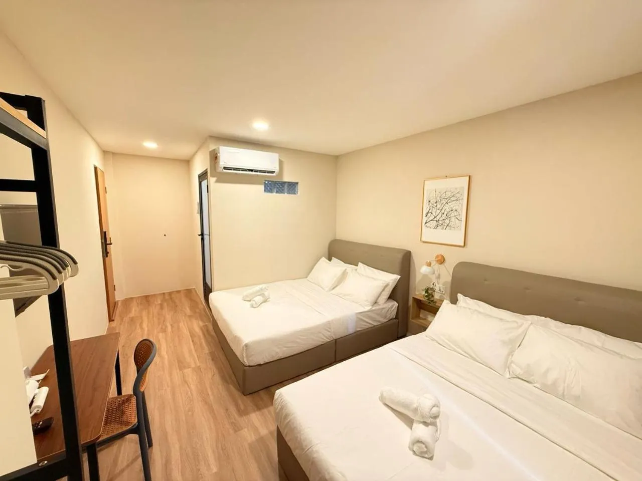 Bed in TwinTree Kelawai