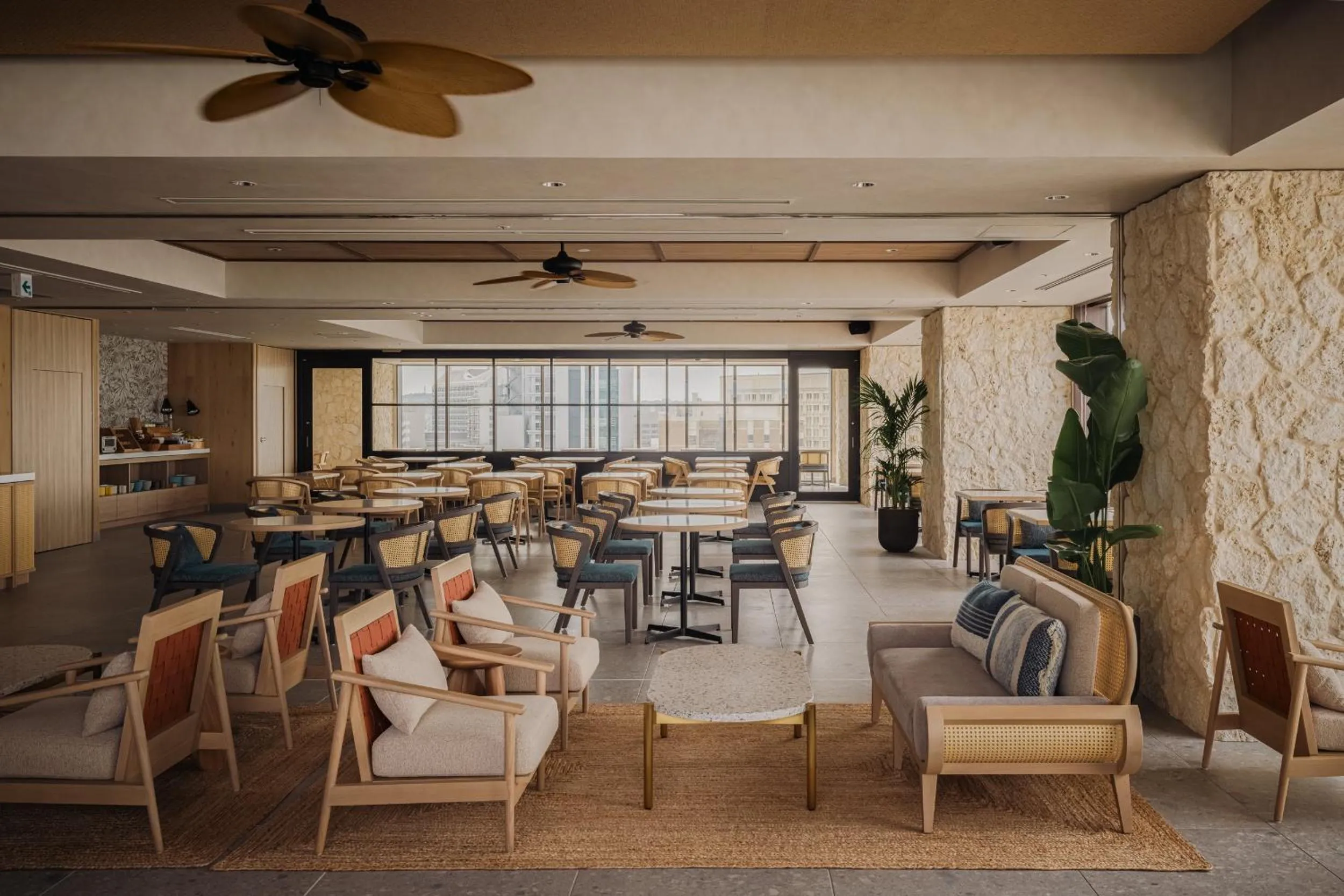 Restaurant/places to eat in THE NEST Naha