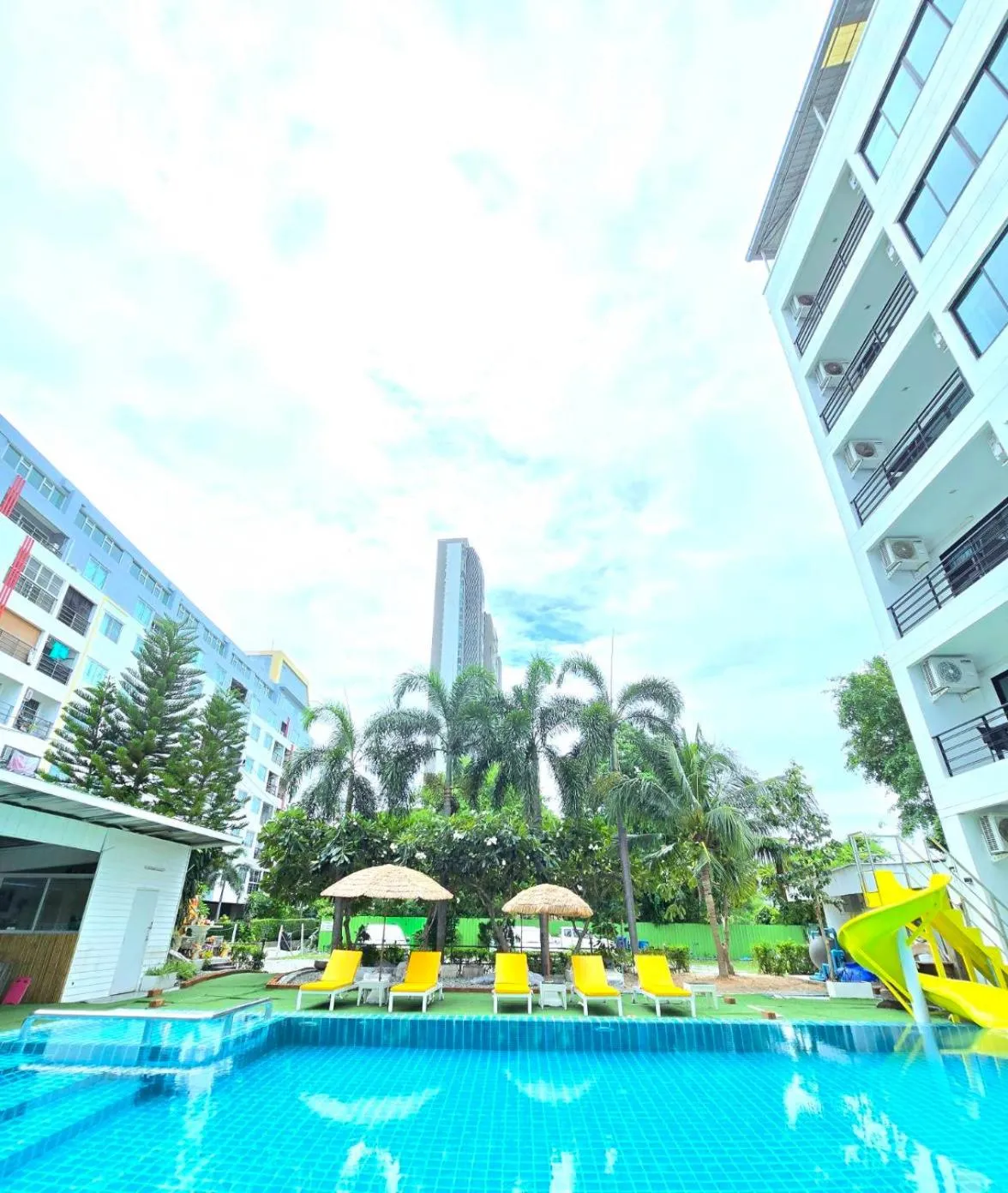 Property building in The Regizt Jomtien Pattaya