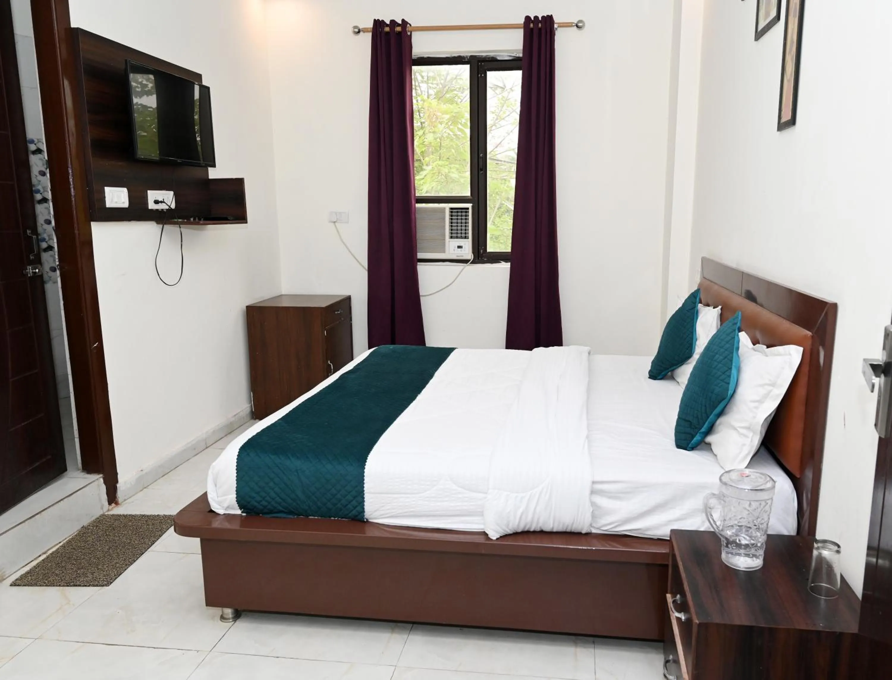 Hotel Vrindavan Hari