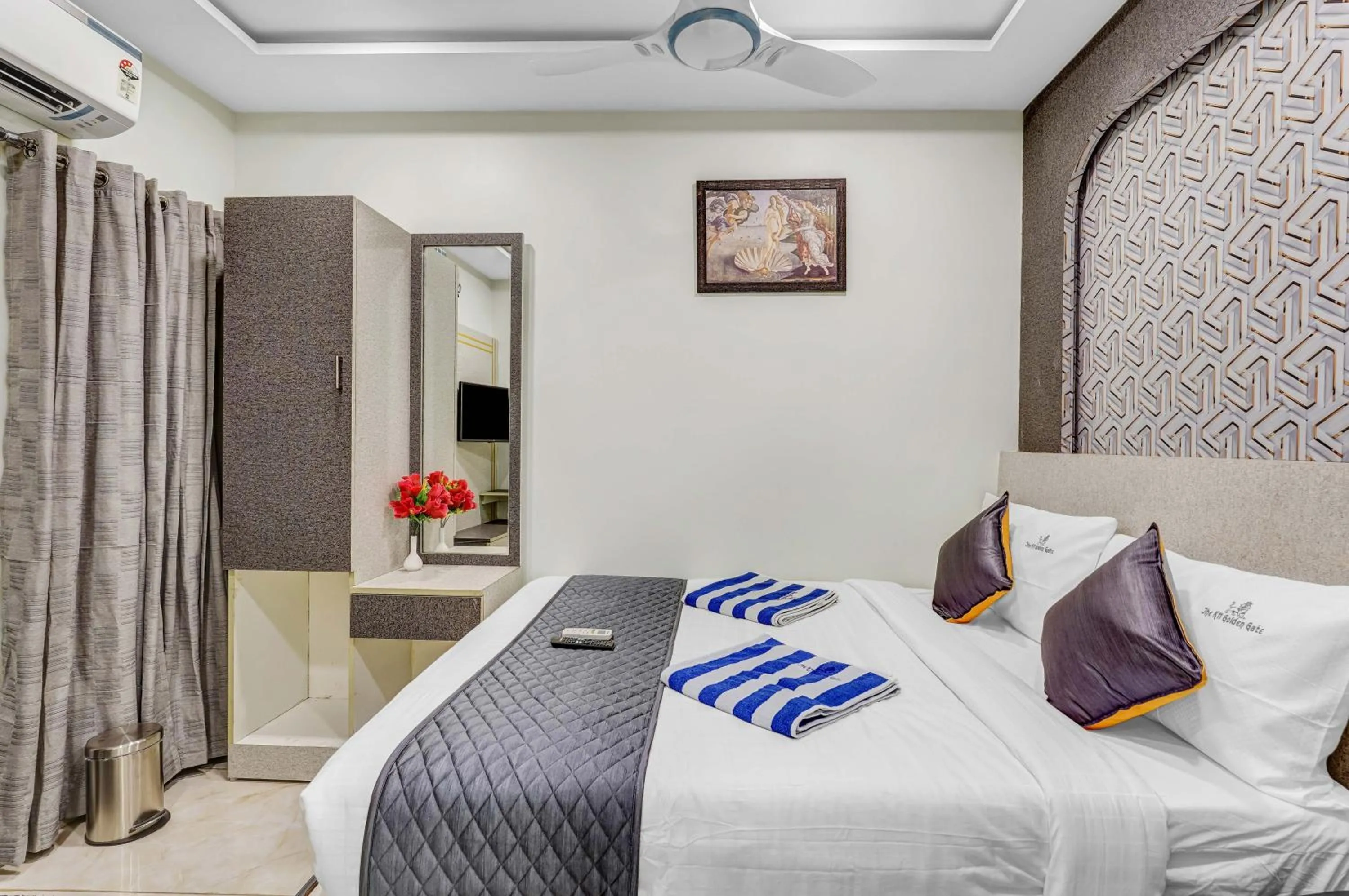 Bedroom, Bed in The K11 Golden Gate