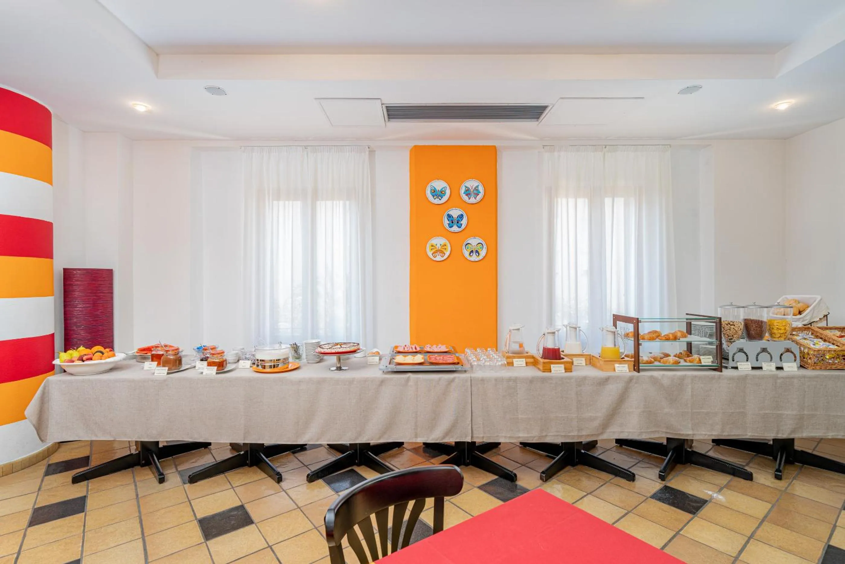 Buffet breakfast in Hotel Marinaro