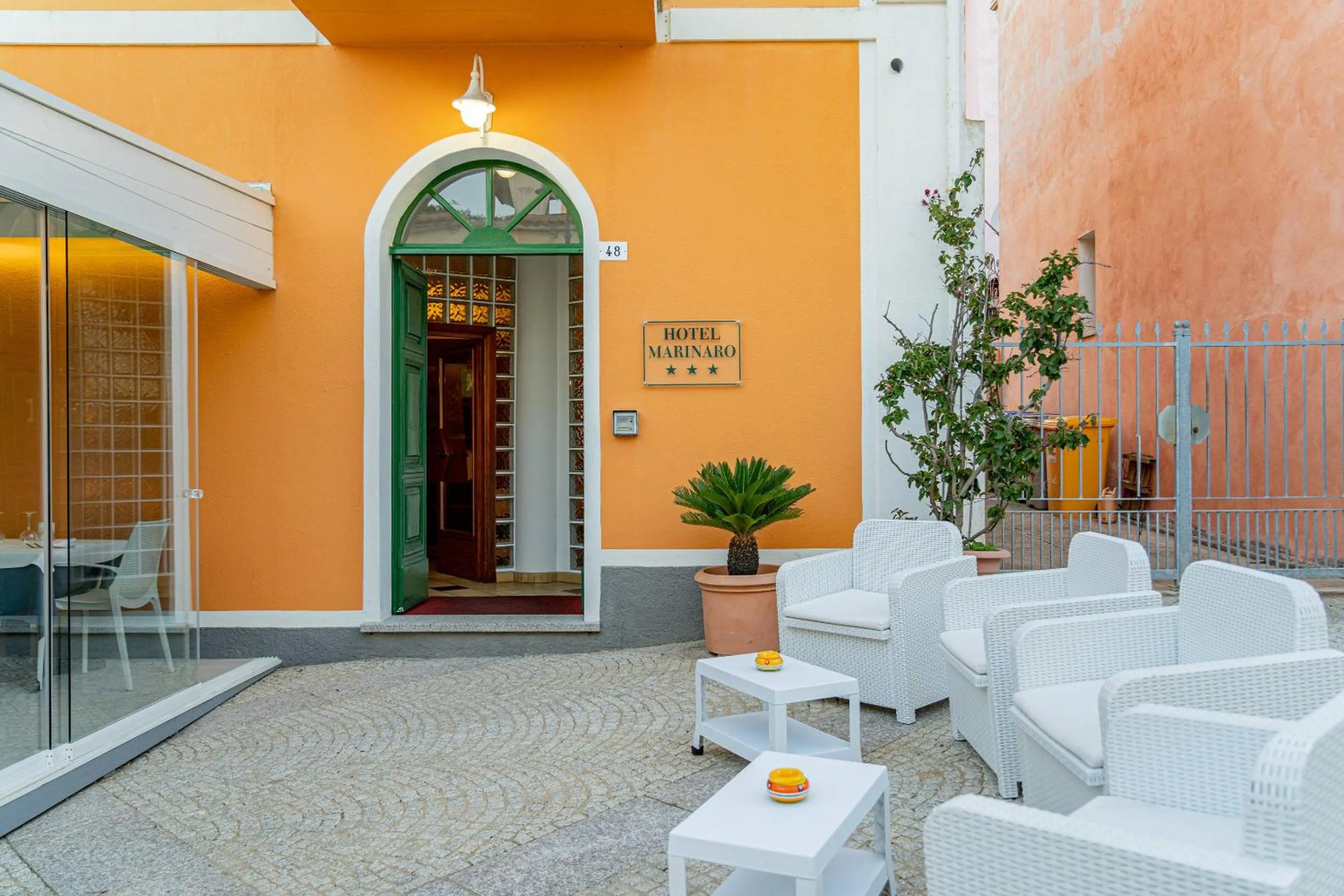 Facade/entrance in Hotel Marinaro