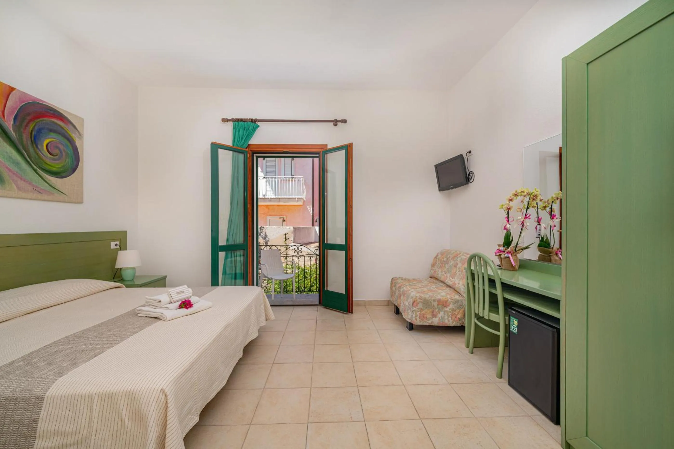 Bedroom, Bed in Hotel Marinaro