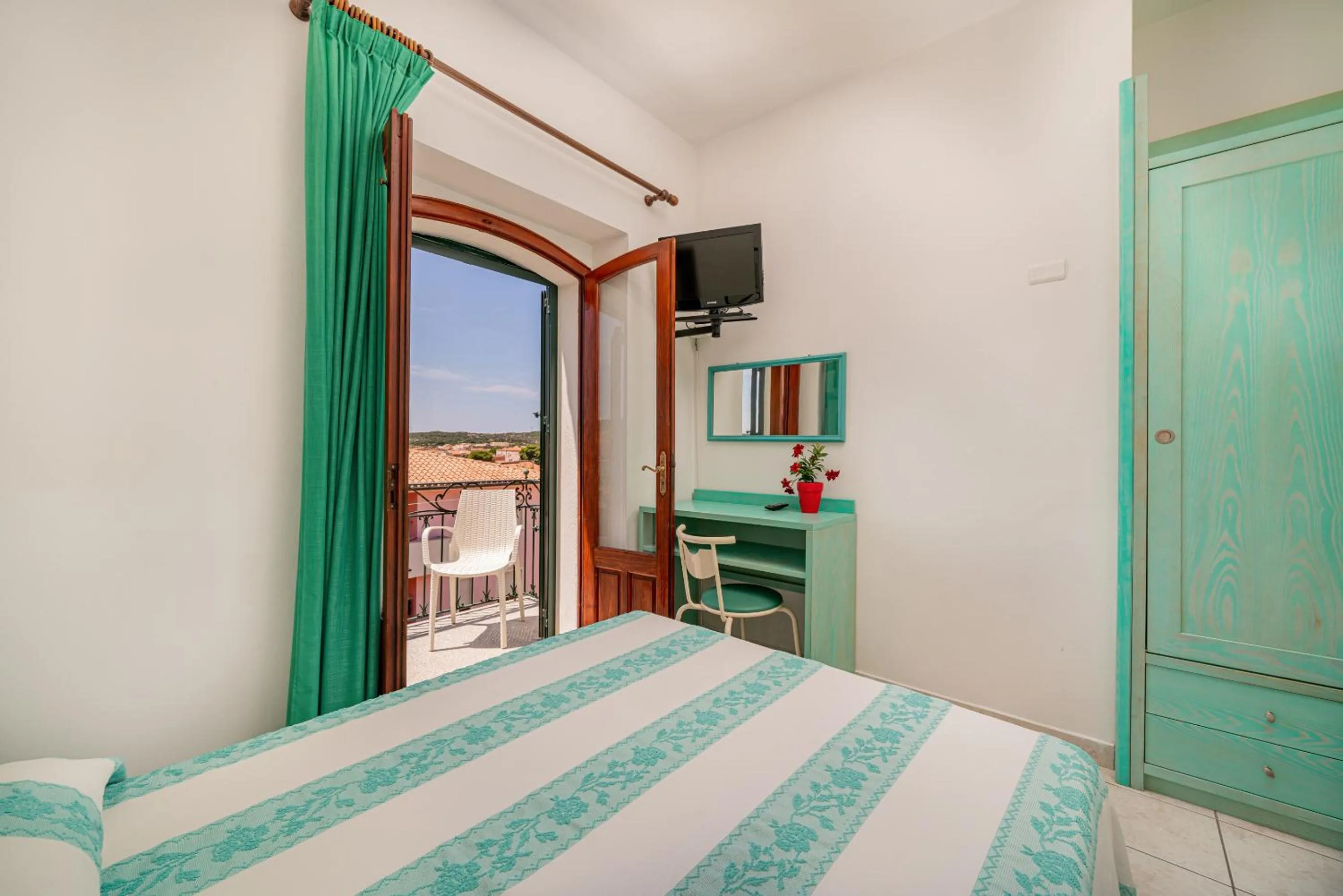 Bed in Hotel Marinaro