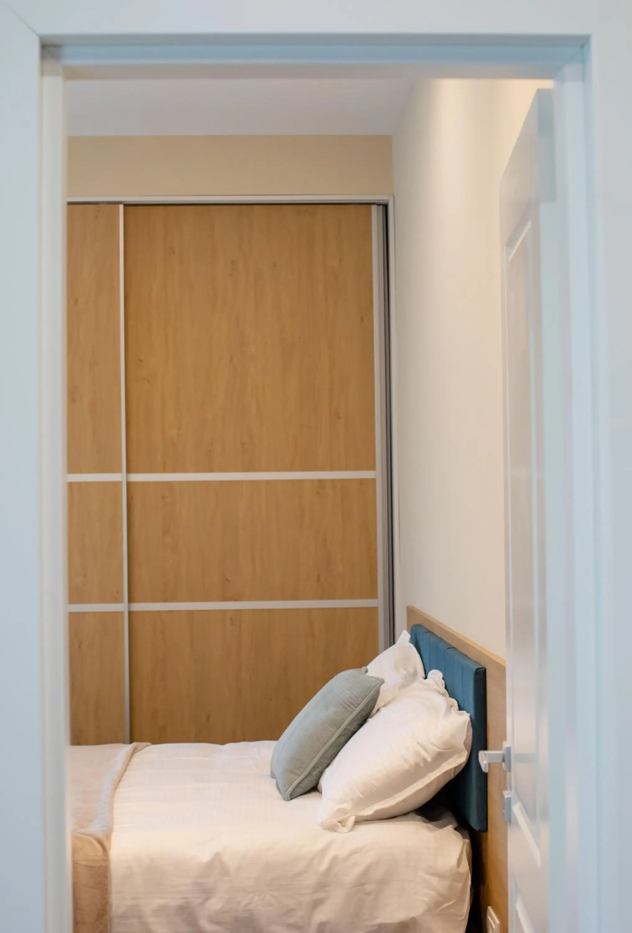 Bed in Little Bucharest downtown apartments Romana