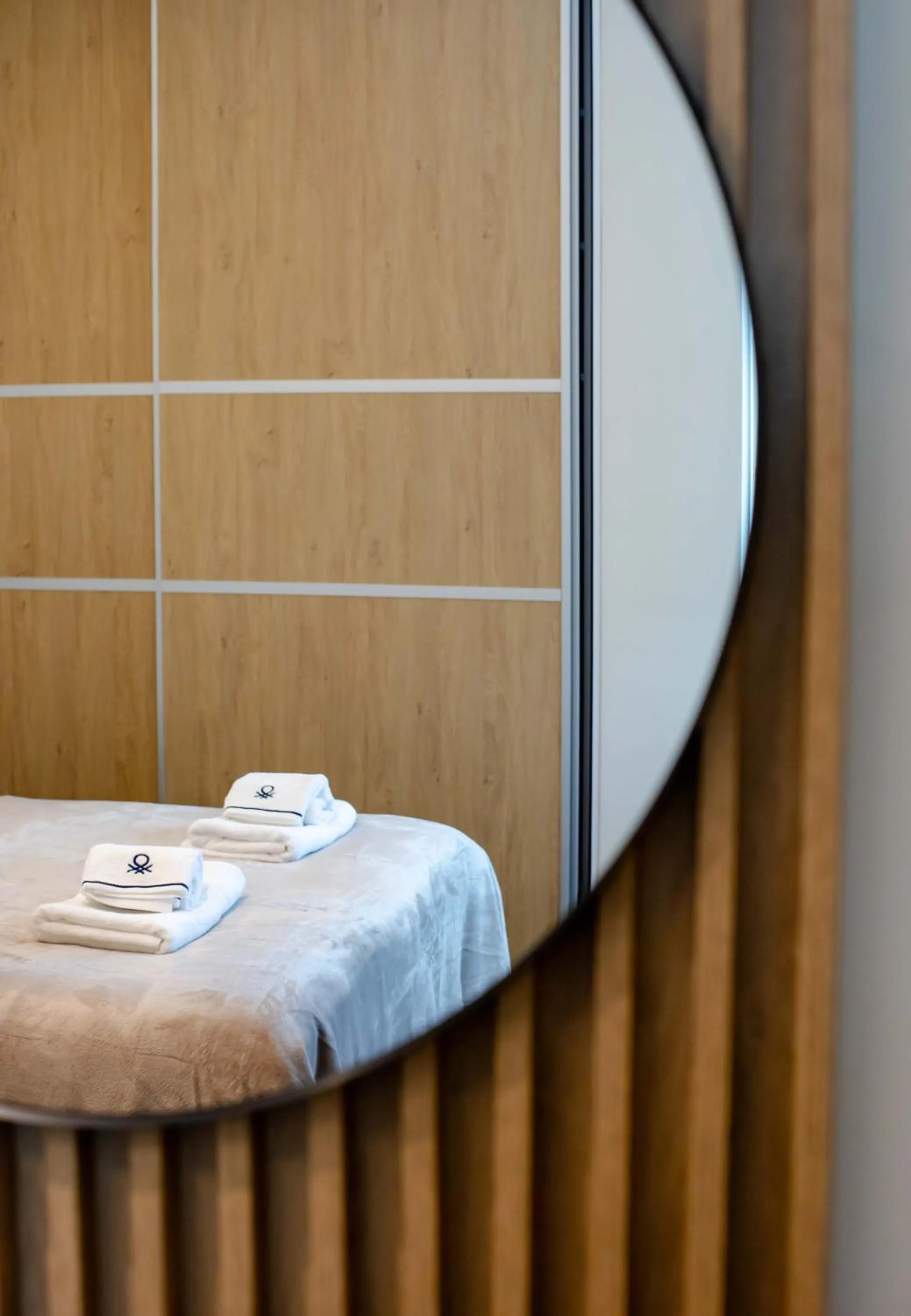 Bed in Little Bucharest downtown apartments Romana