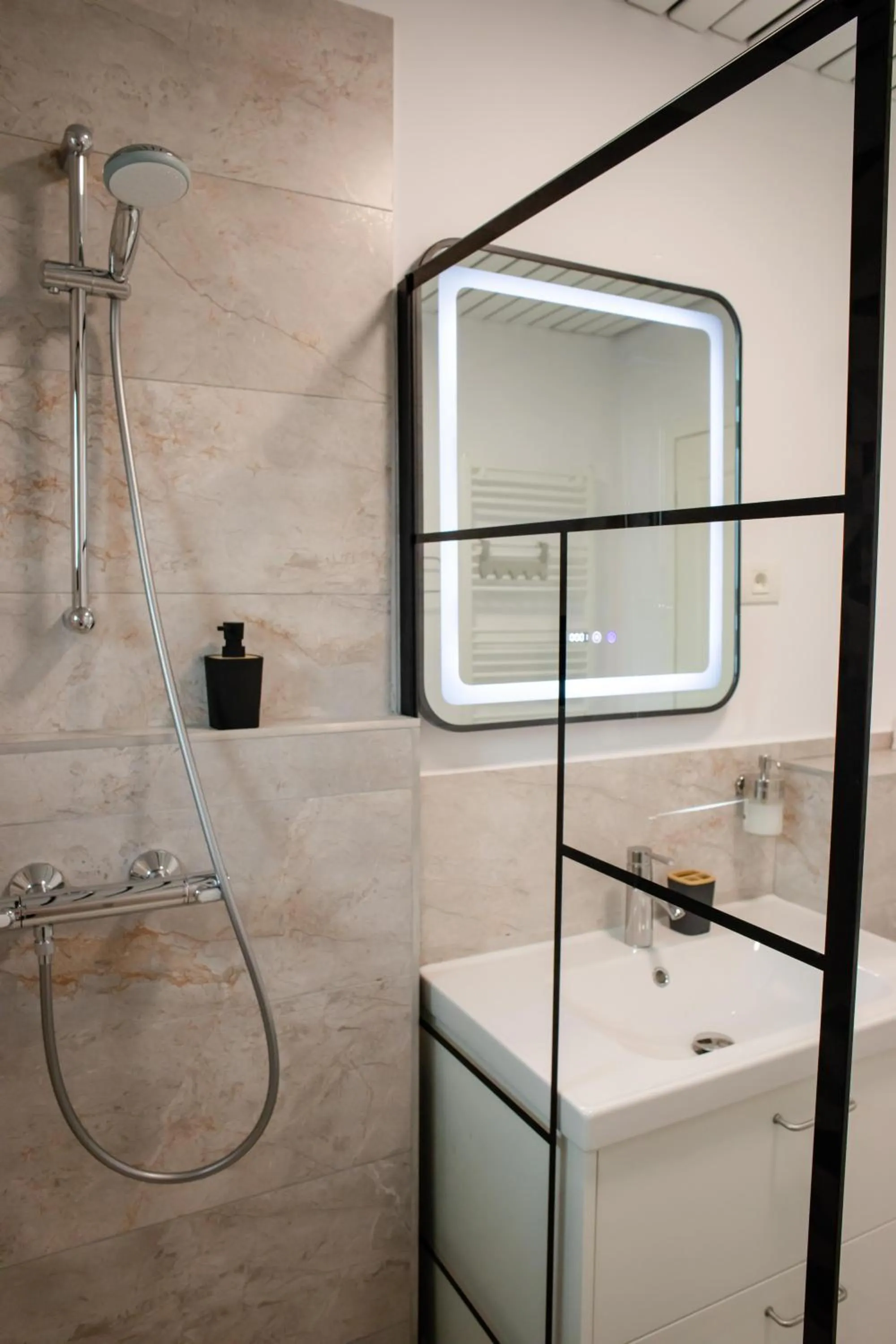 Little Bucharest downtown apartments Romana