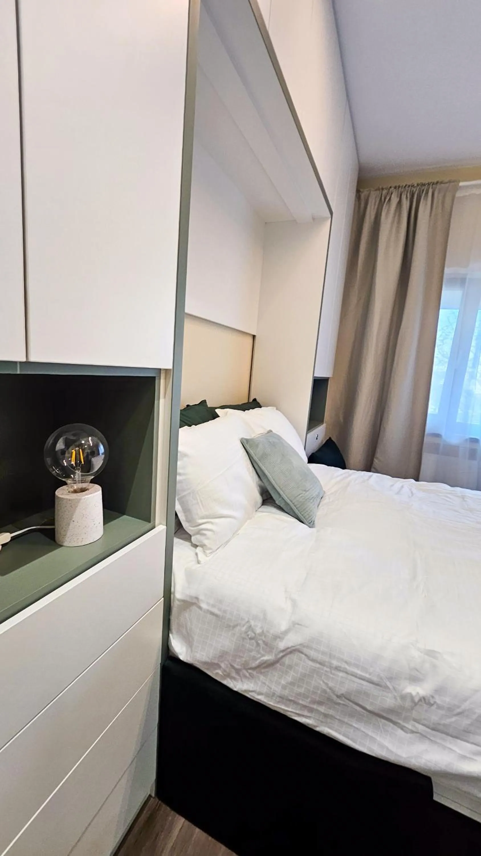 Bed in Little Bucharest downtown apartments Romana