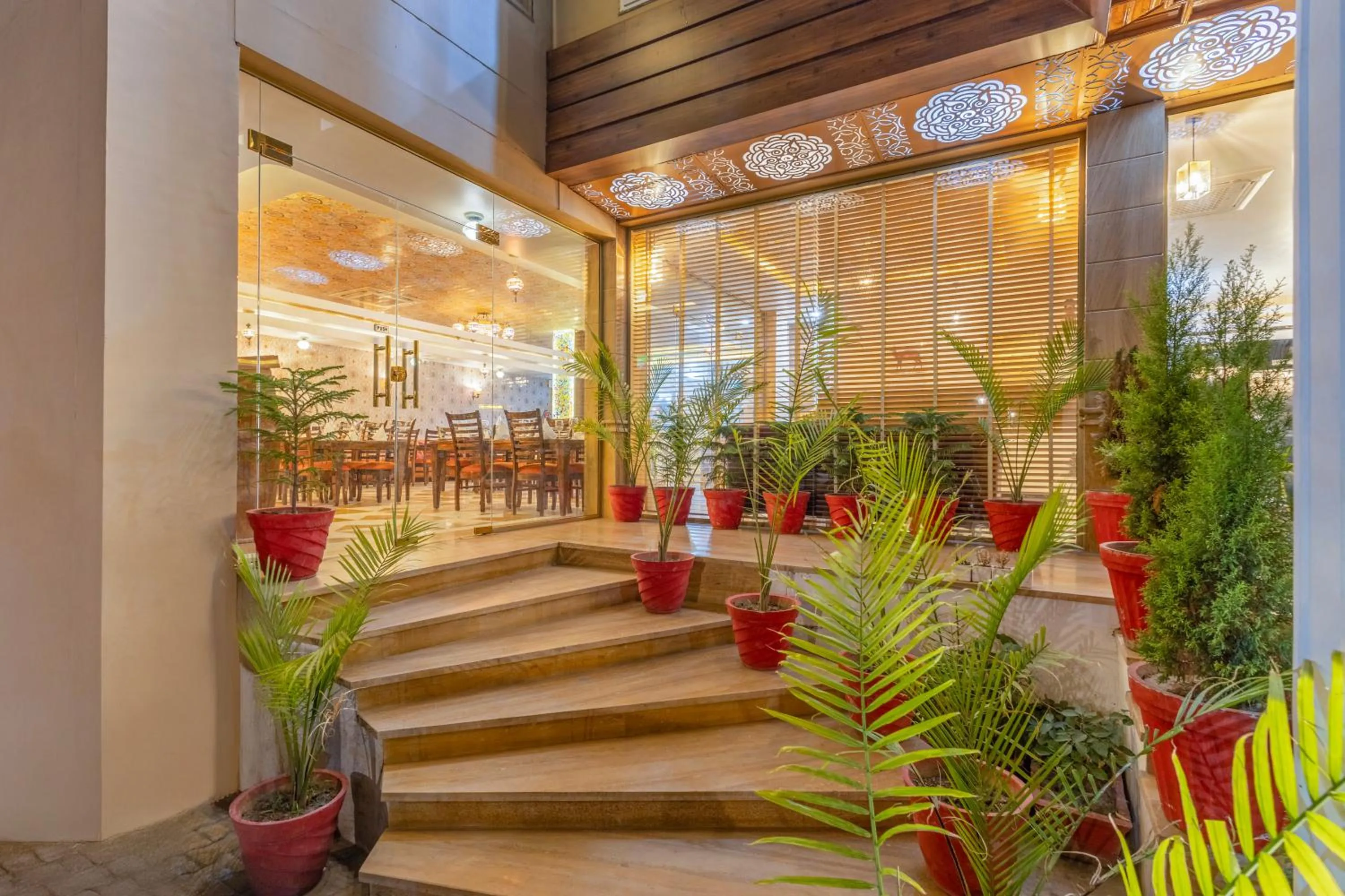 Restaurant/places to eat in Sterling Kastoori Rudraprayag