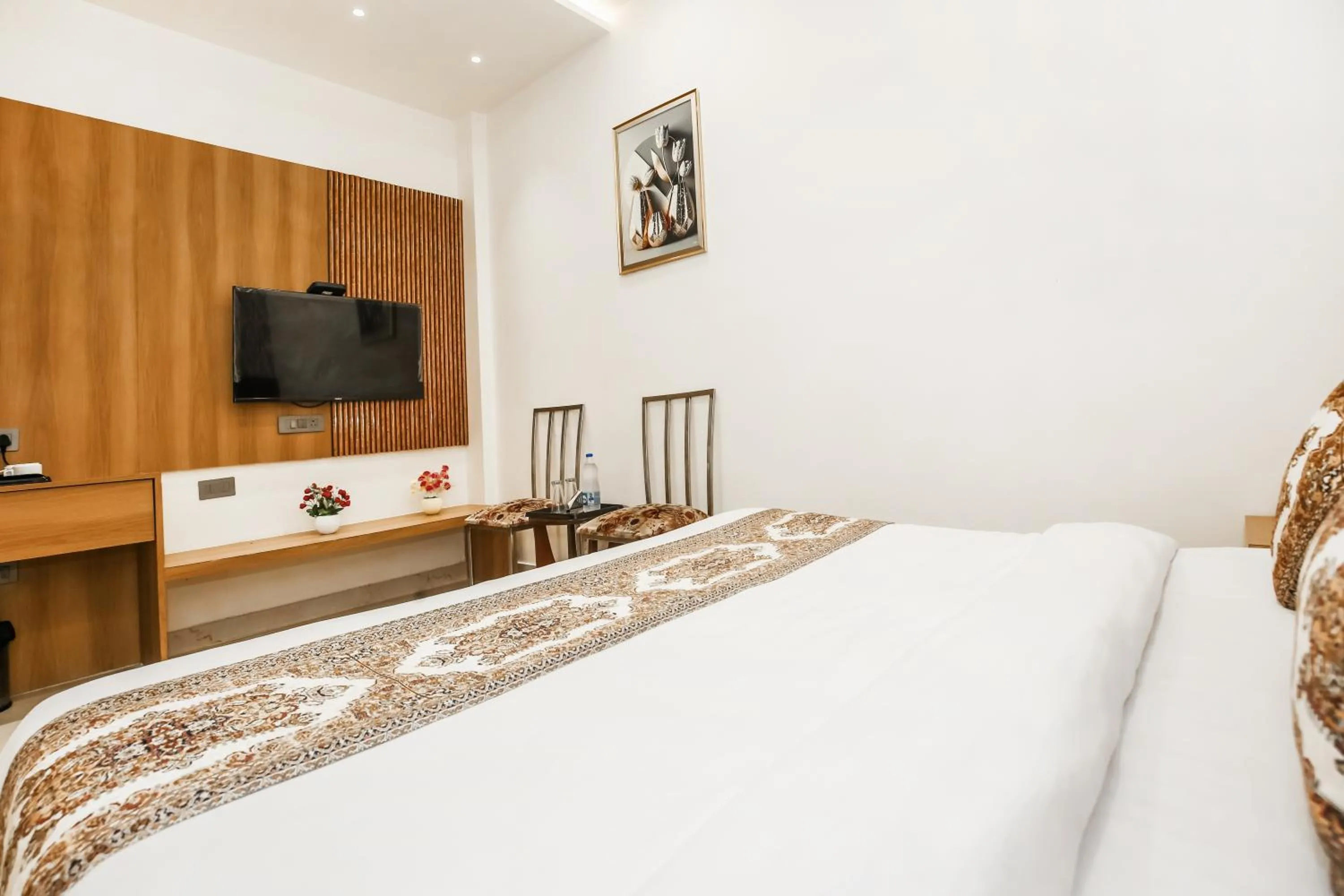 Photo of the whole room in Hotel Platinum Stay InHouse Sanjha Chulha Restaurant
