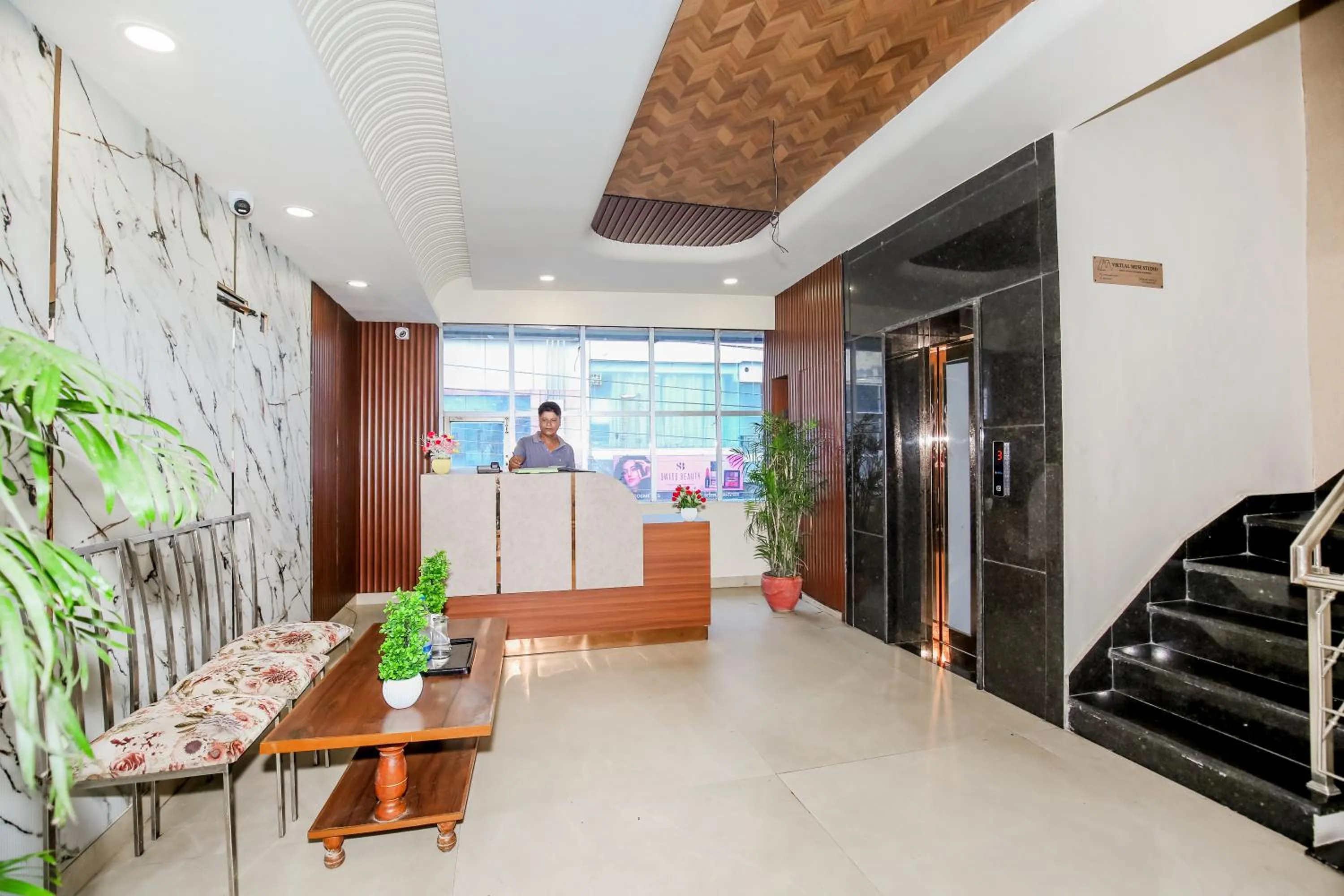Lobby or reception in Hotel Platinum Stay InHouse Sanjha Chulha Restaurant