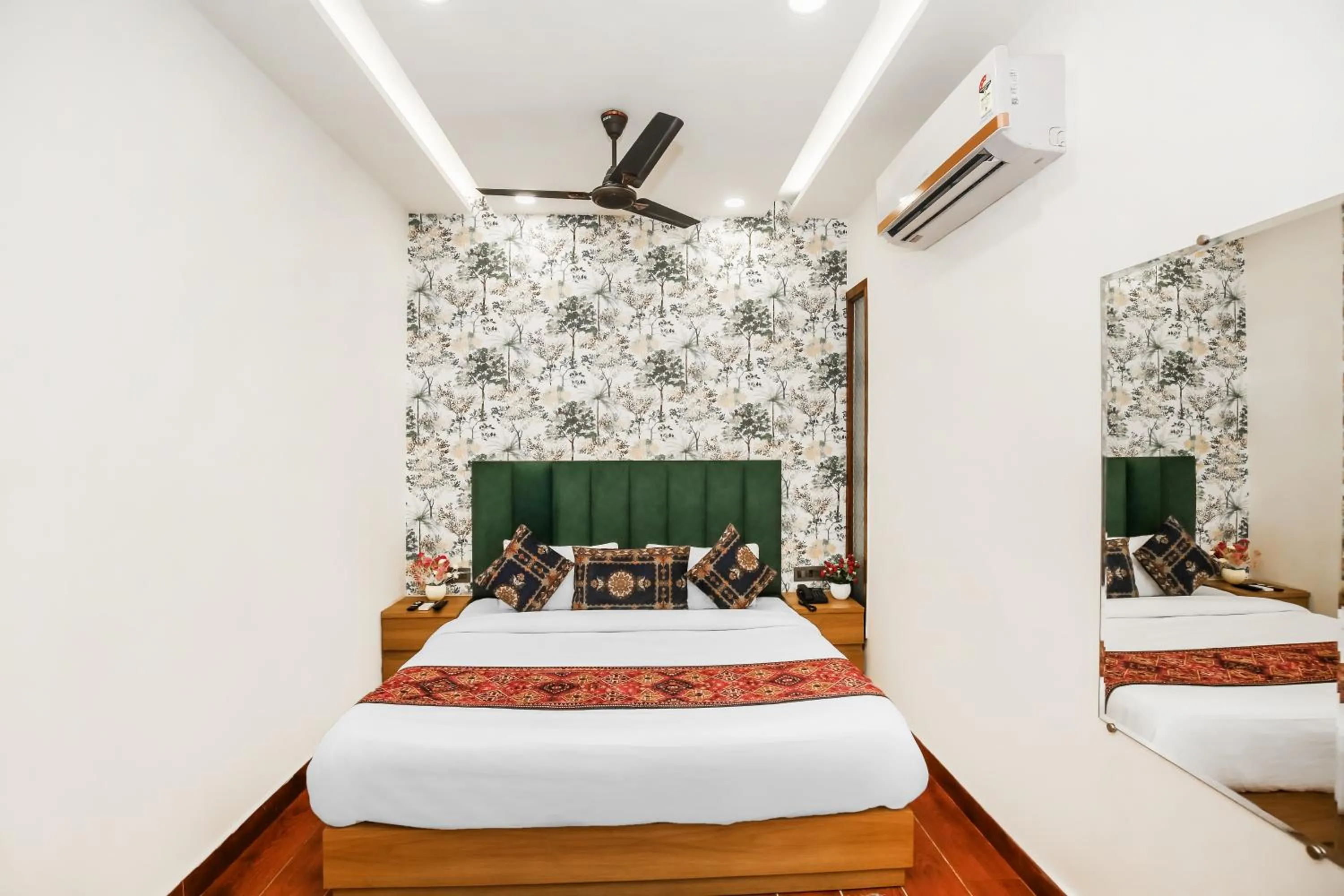 Photo of the whole room in Hotel Platinum Stay InHouse Sanjha Chulha Restaurant