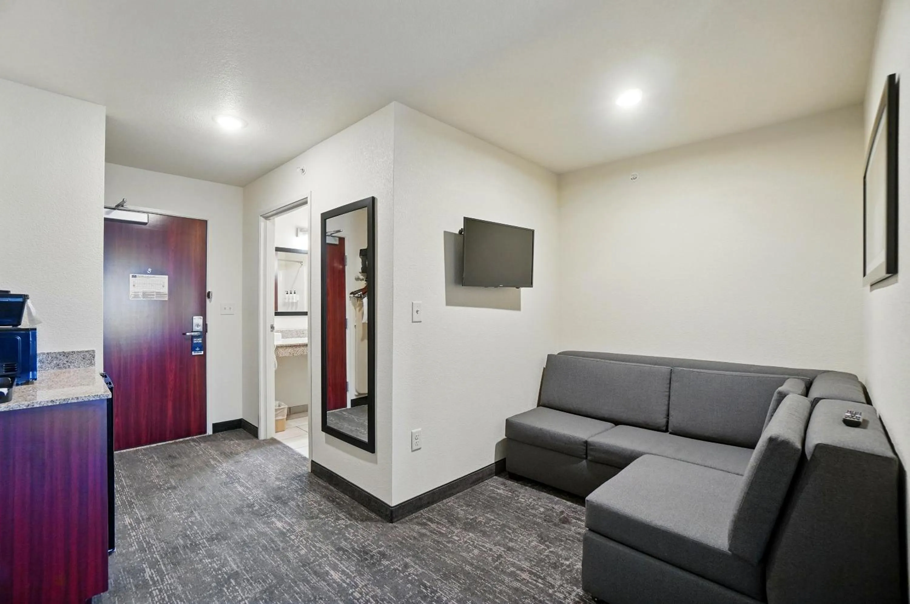 Bedroom in Cobblestone Hotel & Suites - Eaton