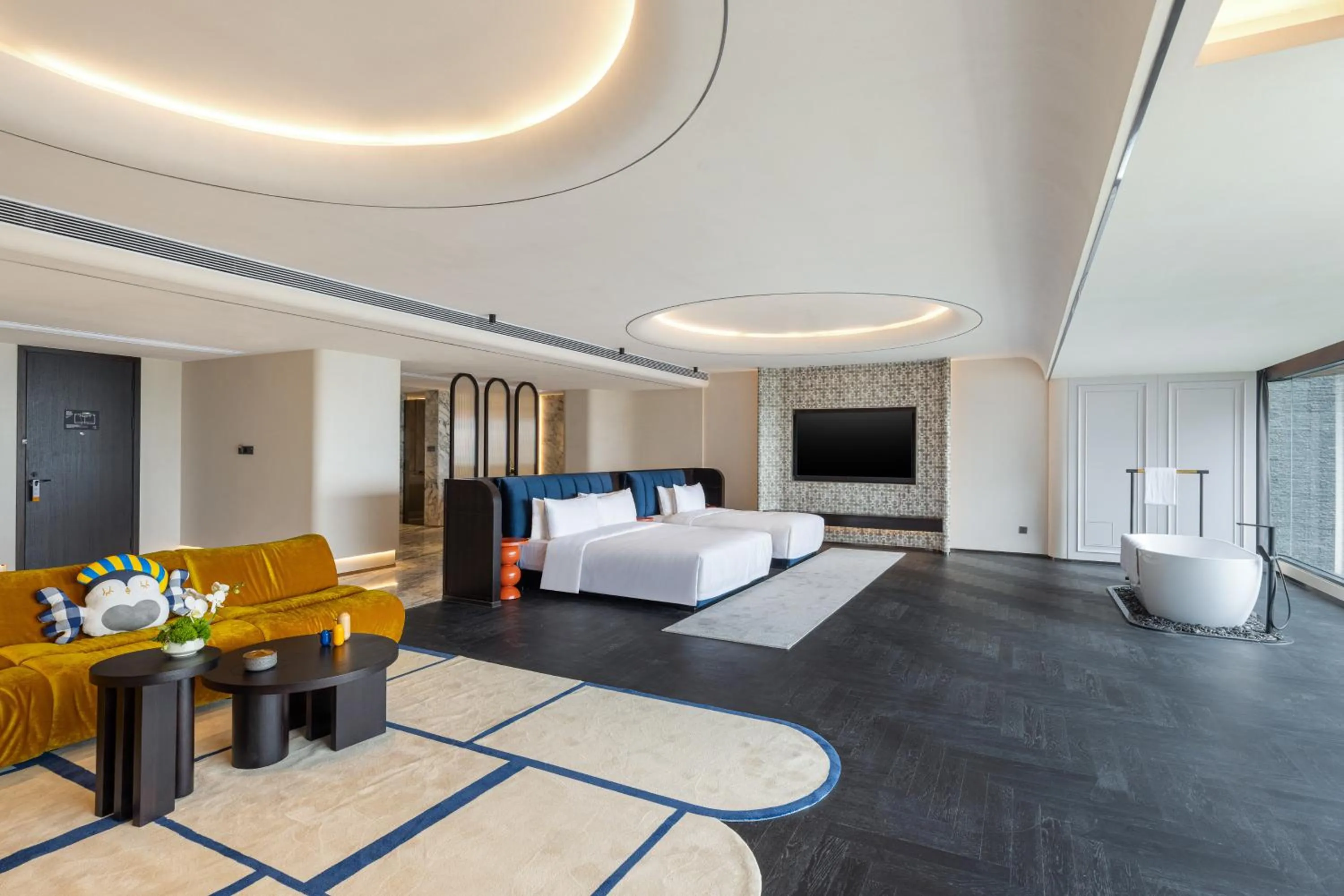 Photo of the whole room in voco Guilin Yangshuo