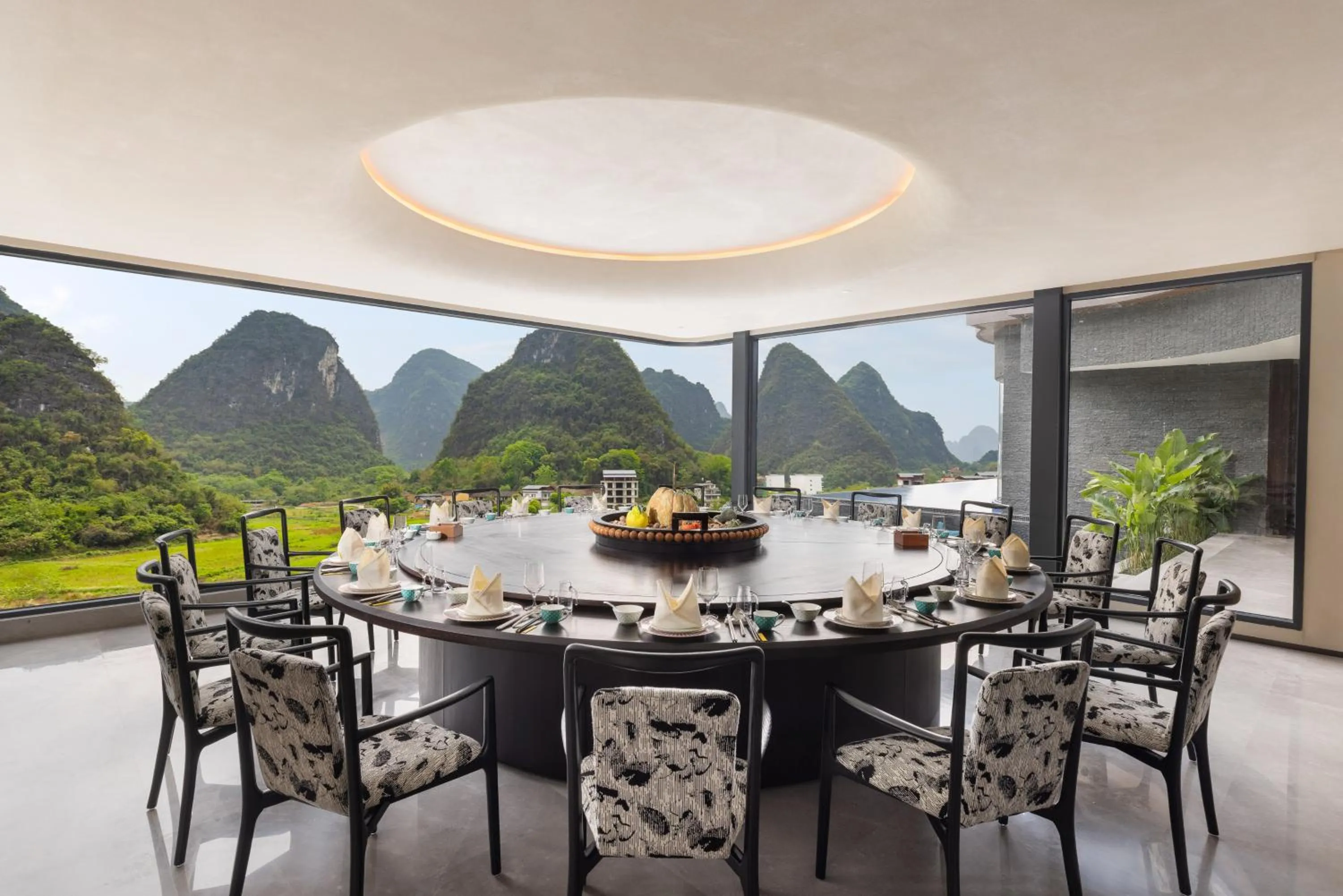 Restaurant/places to eat in voco Guilin Yangshuo