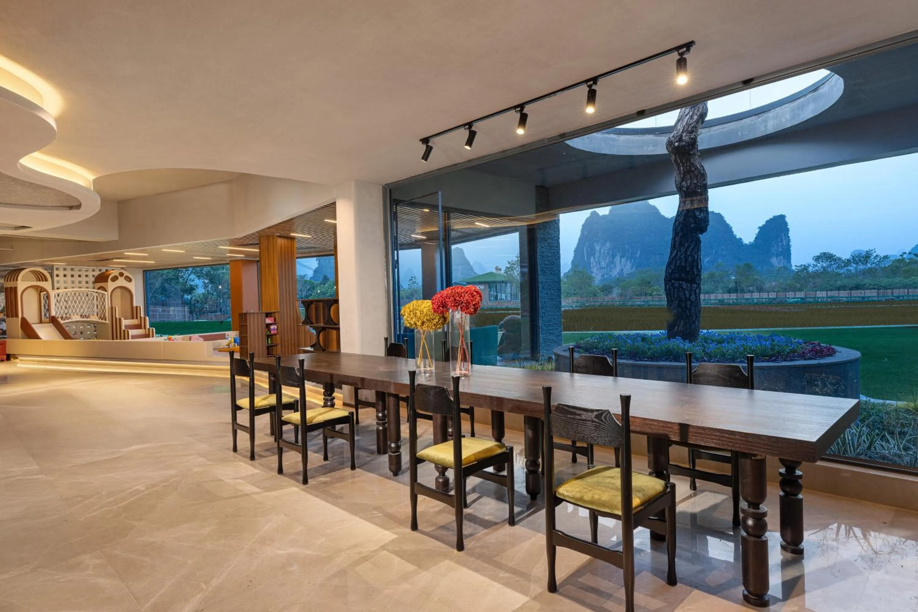 Area and facilities in voco Guilin Yangshuo