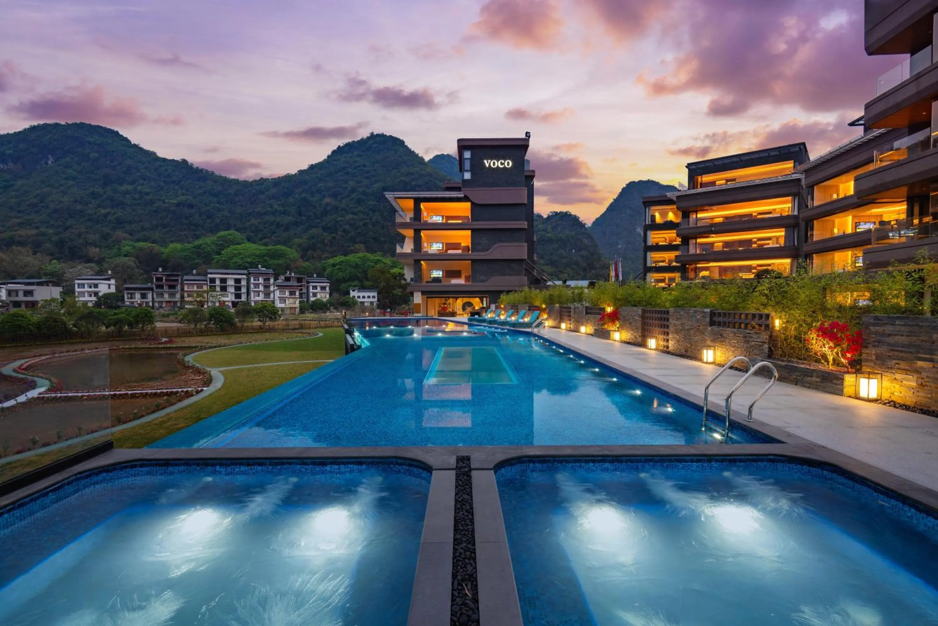Swimming pool in voco Guilin Yangshuo
