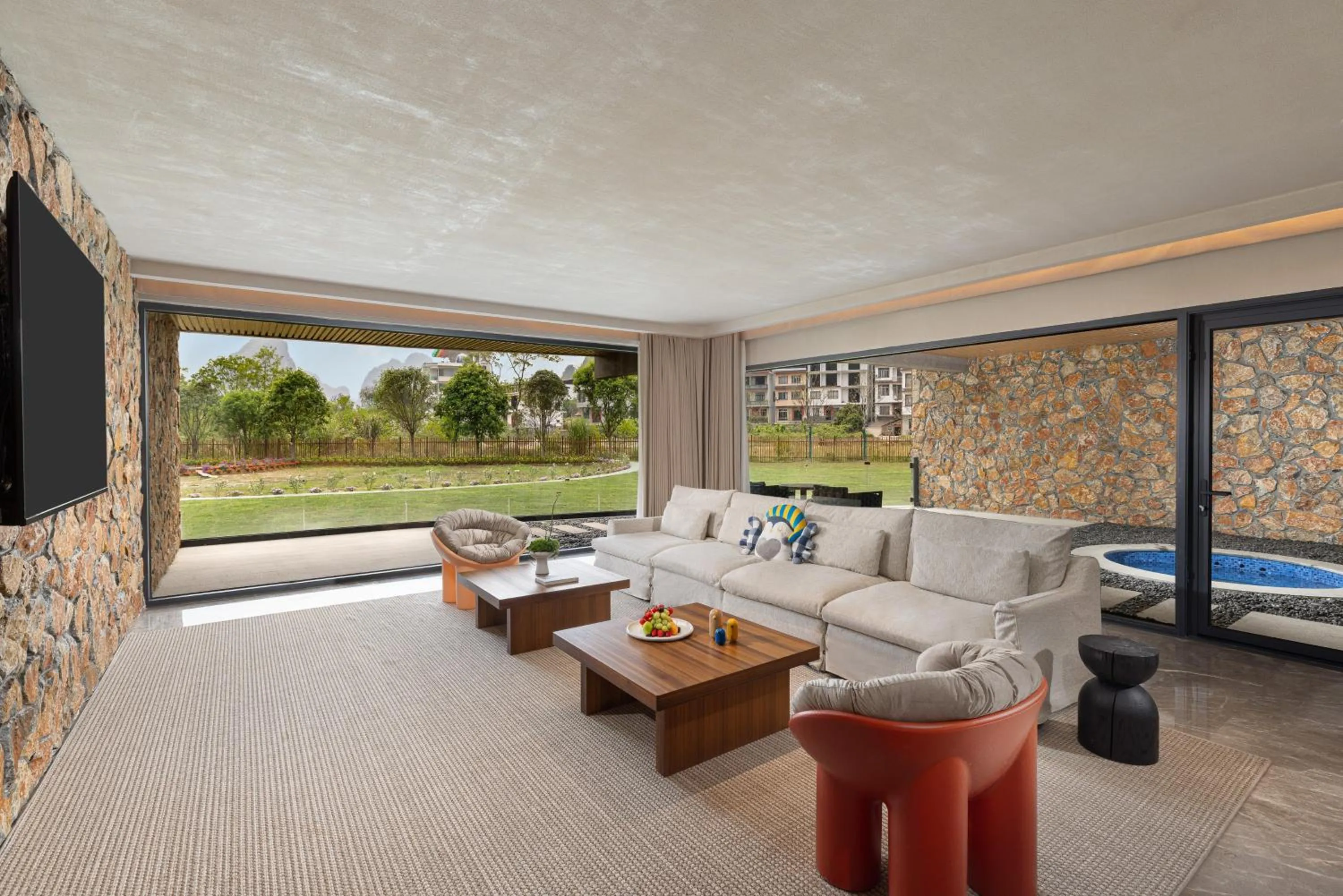 Photo of the whole room in voco Guilin Yangshuo