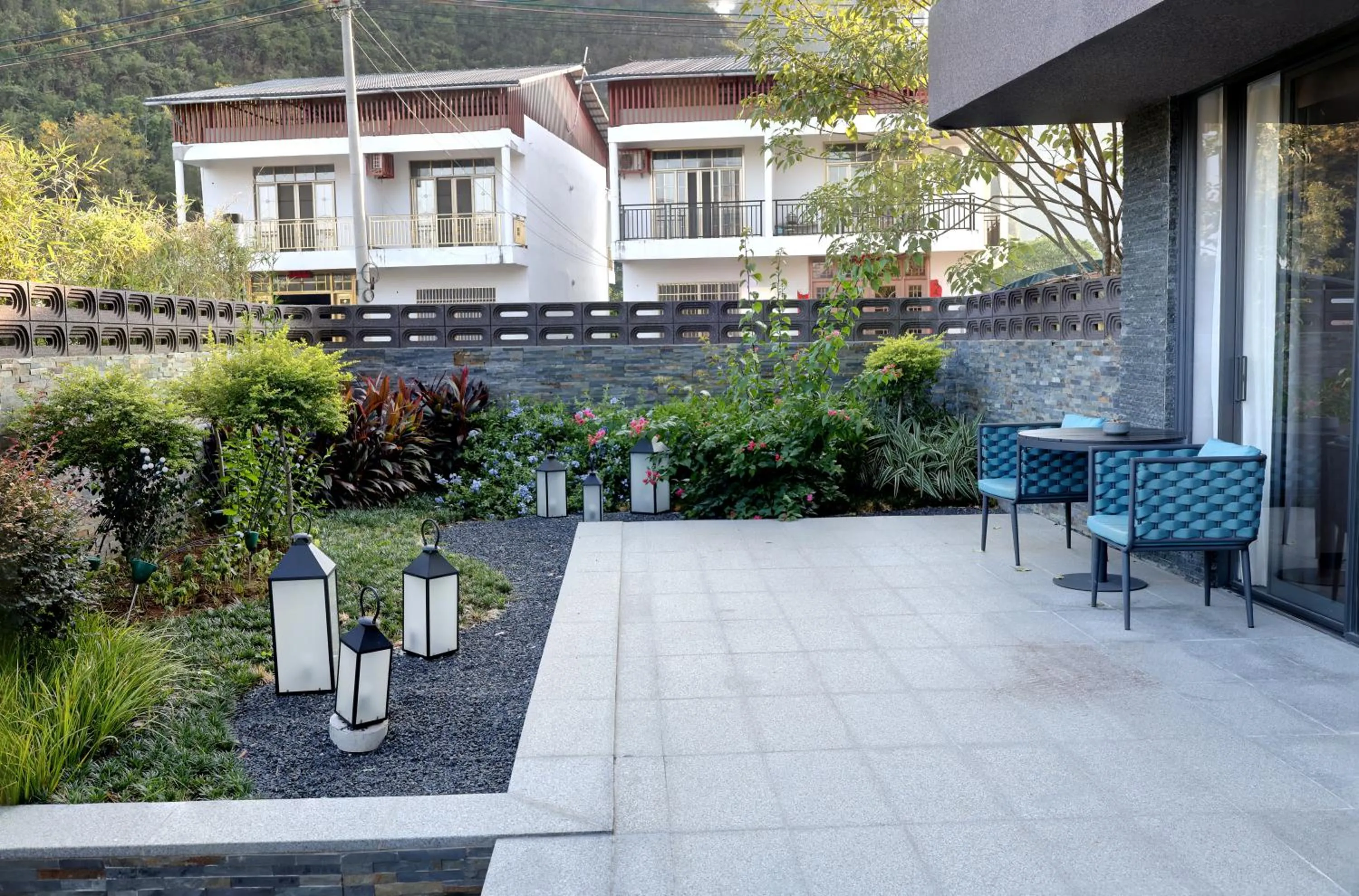 Inner courtyard view in voco Guilin Yangshuo