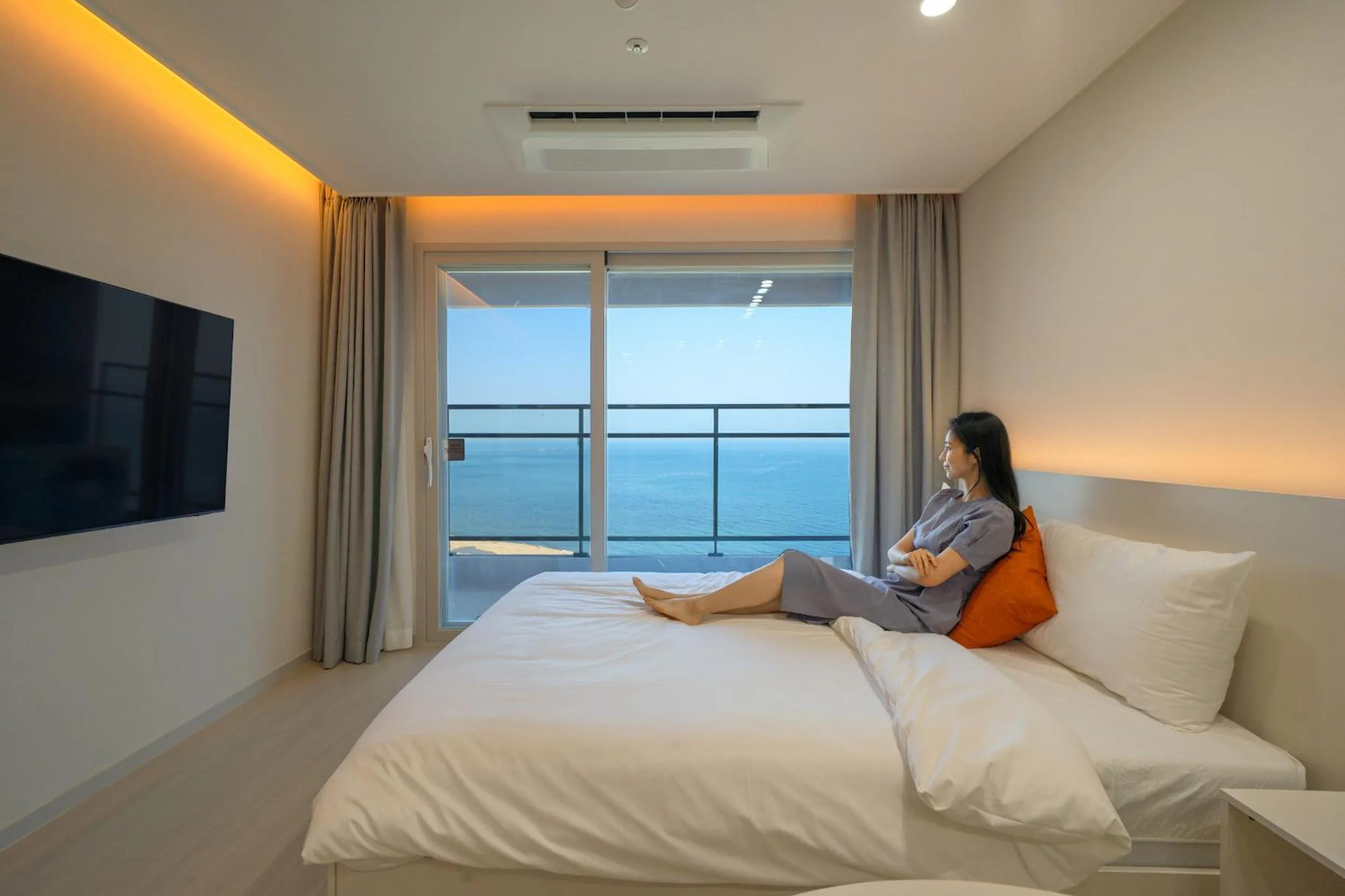 Bed in DIAMER Hotel Sokcho by AankStay