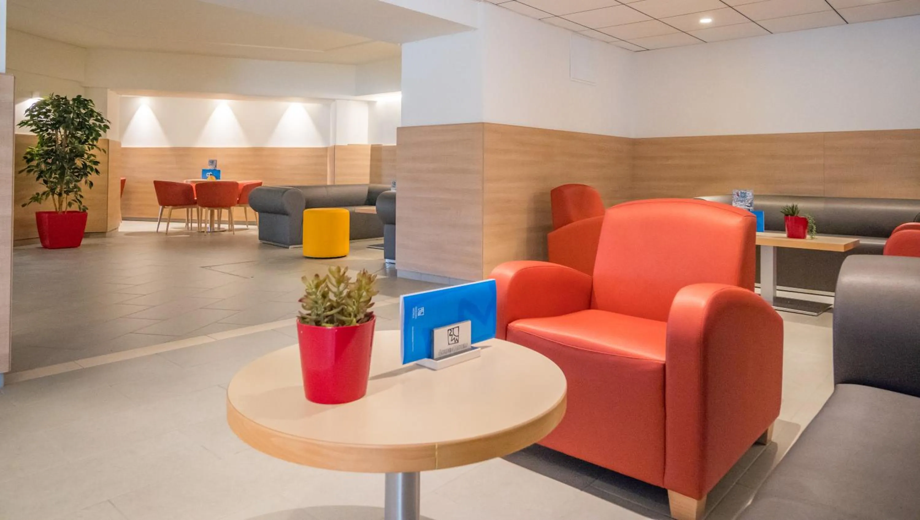 Communal lounge/ TV room in Golden Donaire Beach