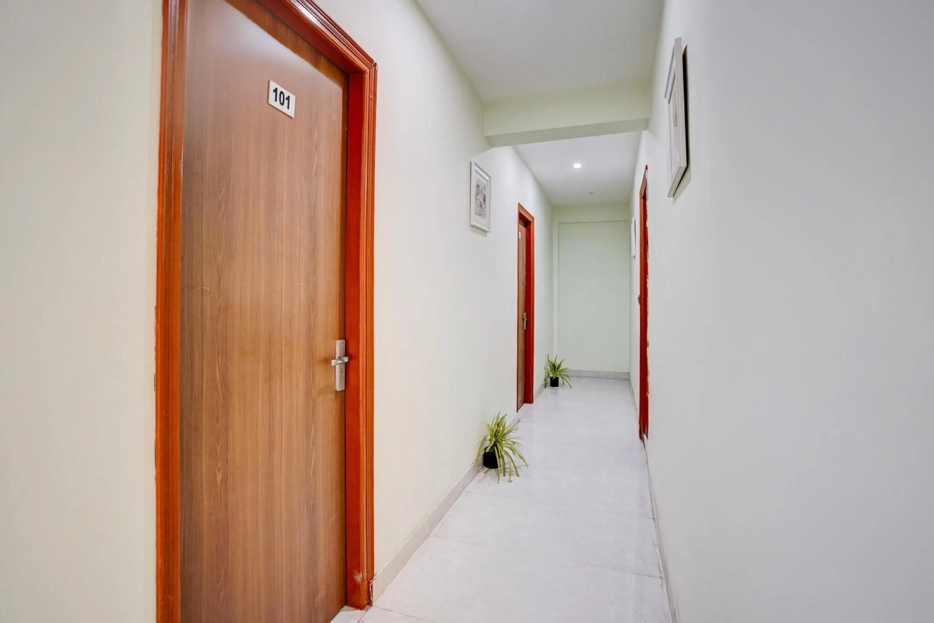 Lobby or reception in Super Hotel O Highway Residency