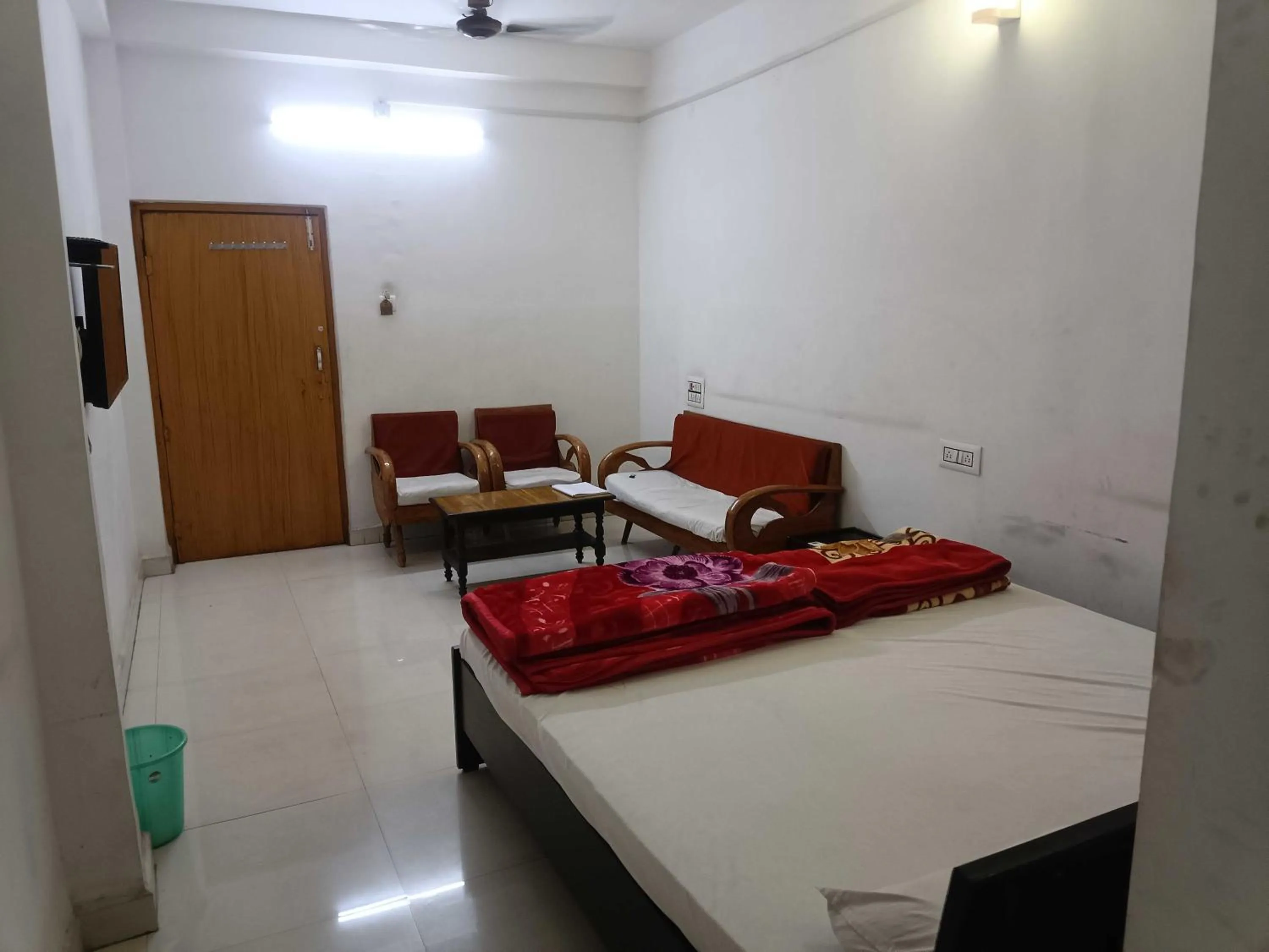 Bedroom, Bed in Hotel O Couples Hotel