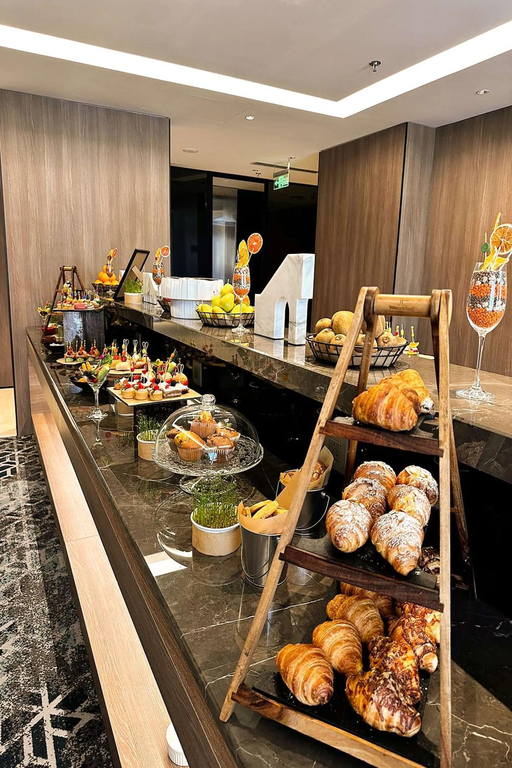 Meeting/conference room in Radisson Blu Hotel, Riyadh Al Sahafa