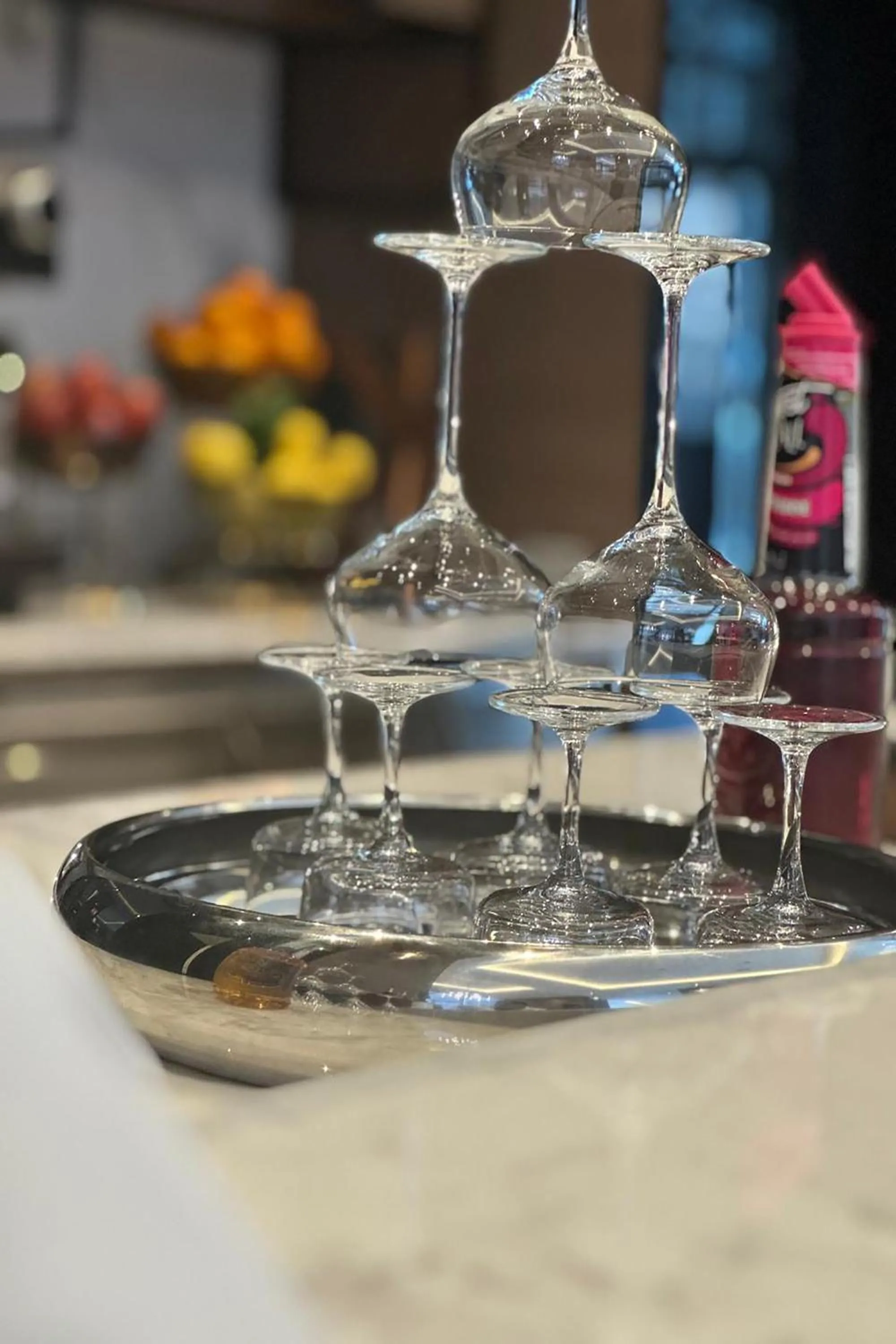 Lounge or bar in Radisson Blu Hotel, Riyadh Al Sahafa