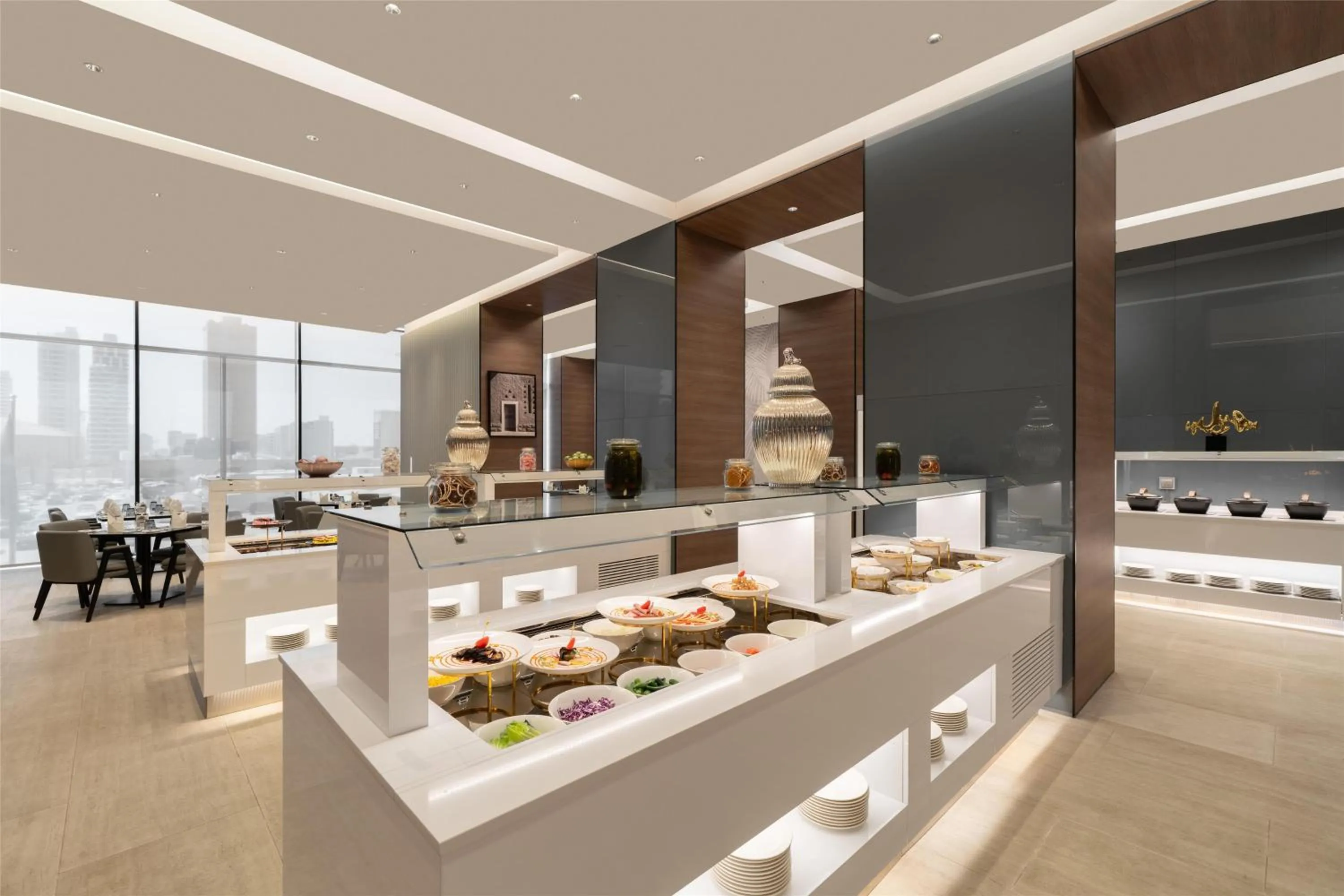 Restaurant/places to eat in Radisson Blu Hotel, Riyadh Al Sahafa