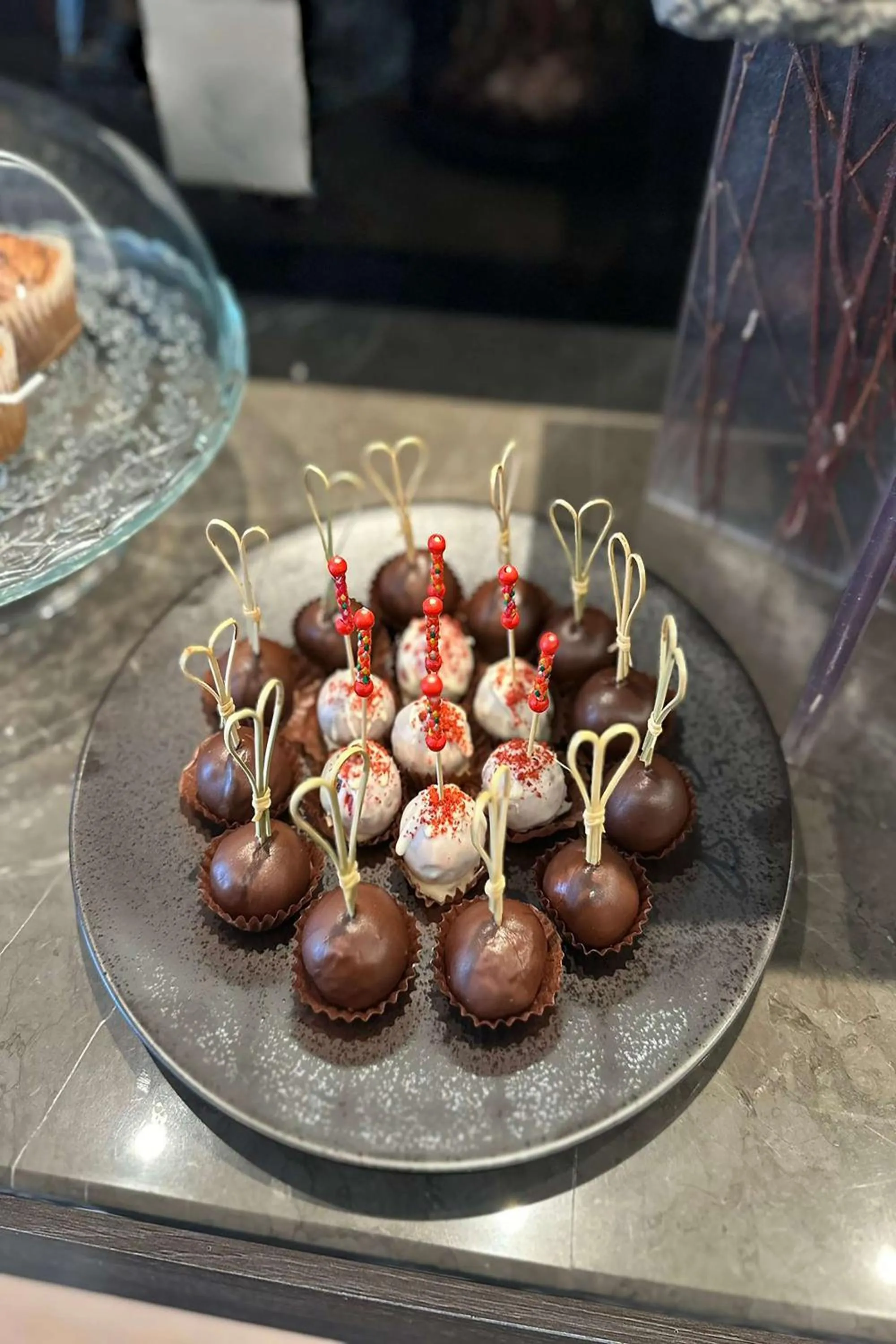 Food and drinks in Radisson Blu Hotel, Riyadh Al Sahafa