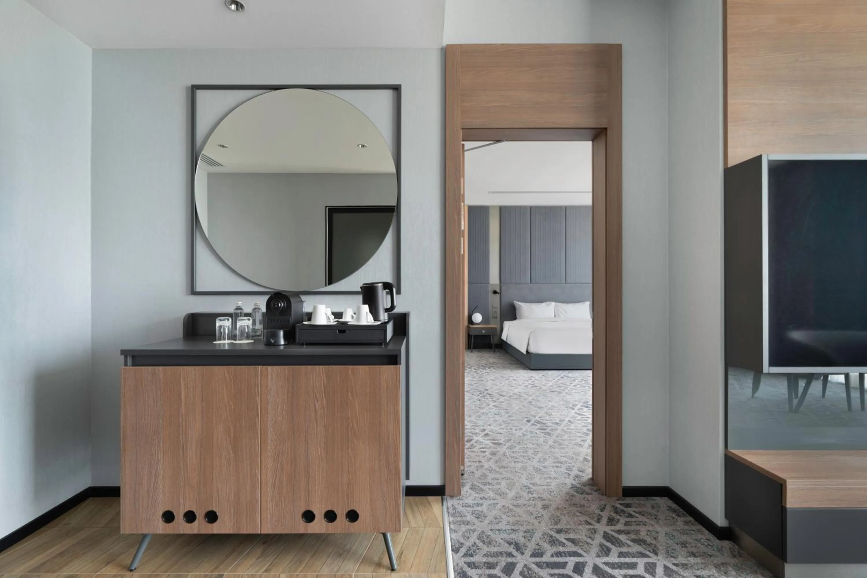 minibar in Radisson Blu Hotel, Riyadh Al Sahafa