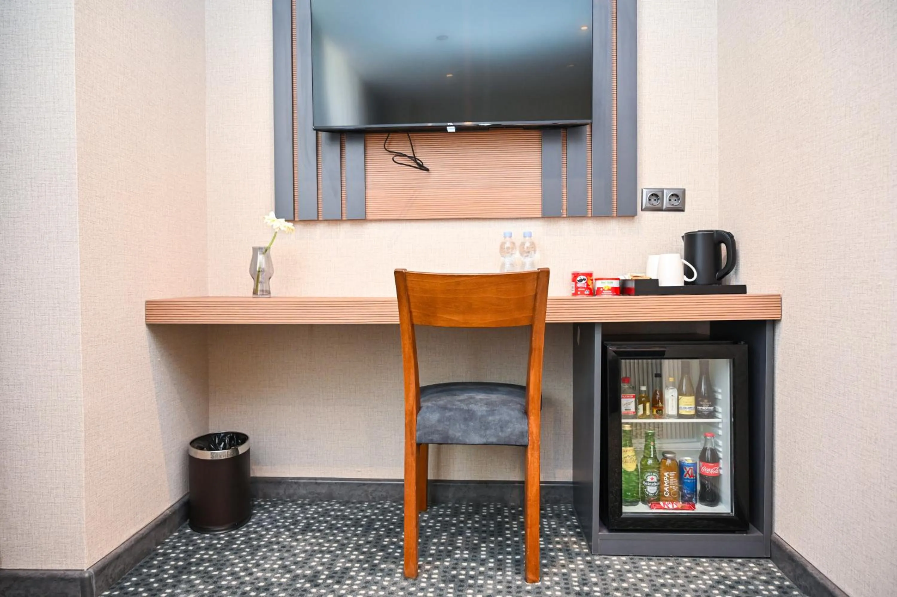 TV and multimedia in Landmark Hotel