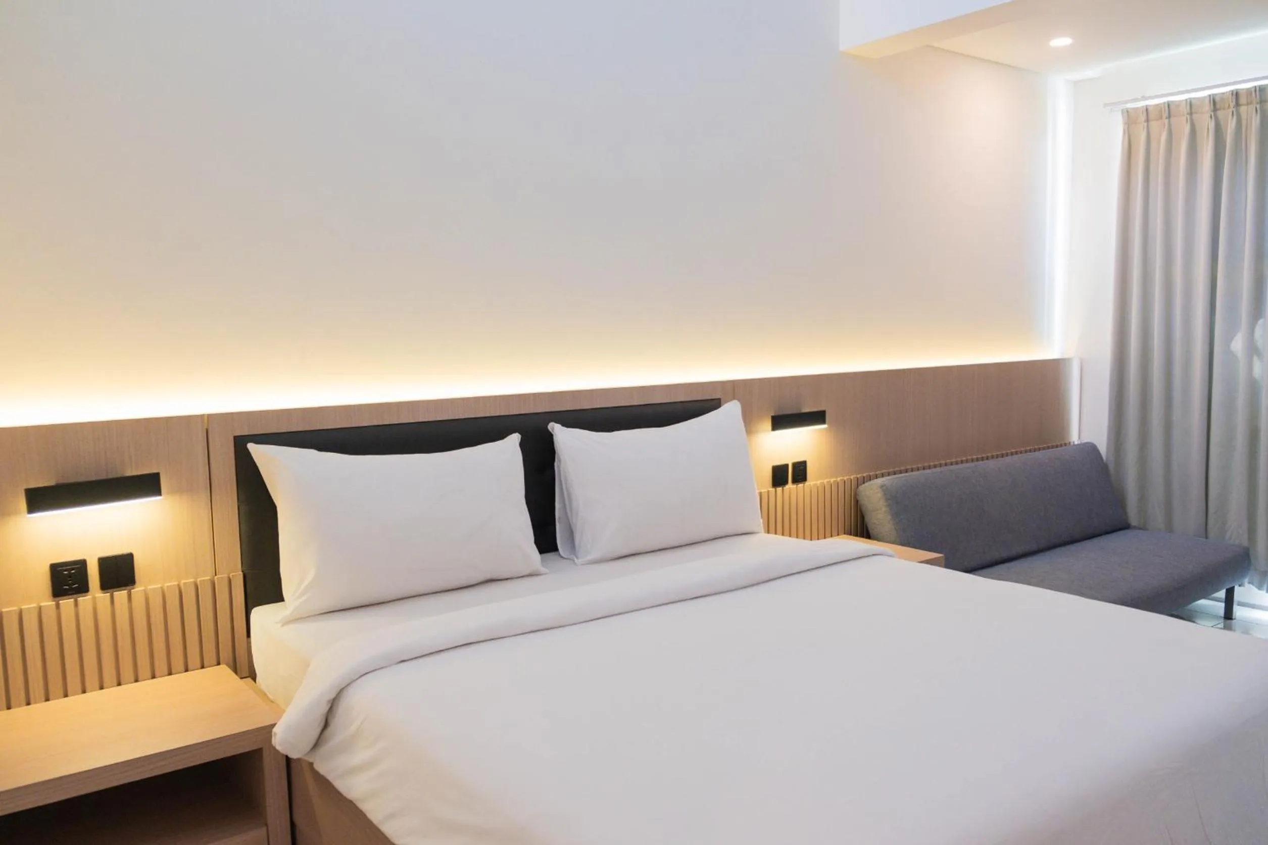 Master Suite with Balcony in Bali True Living